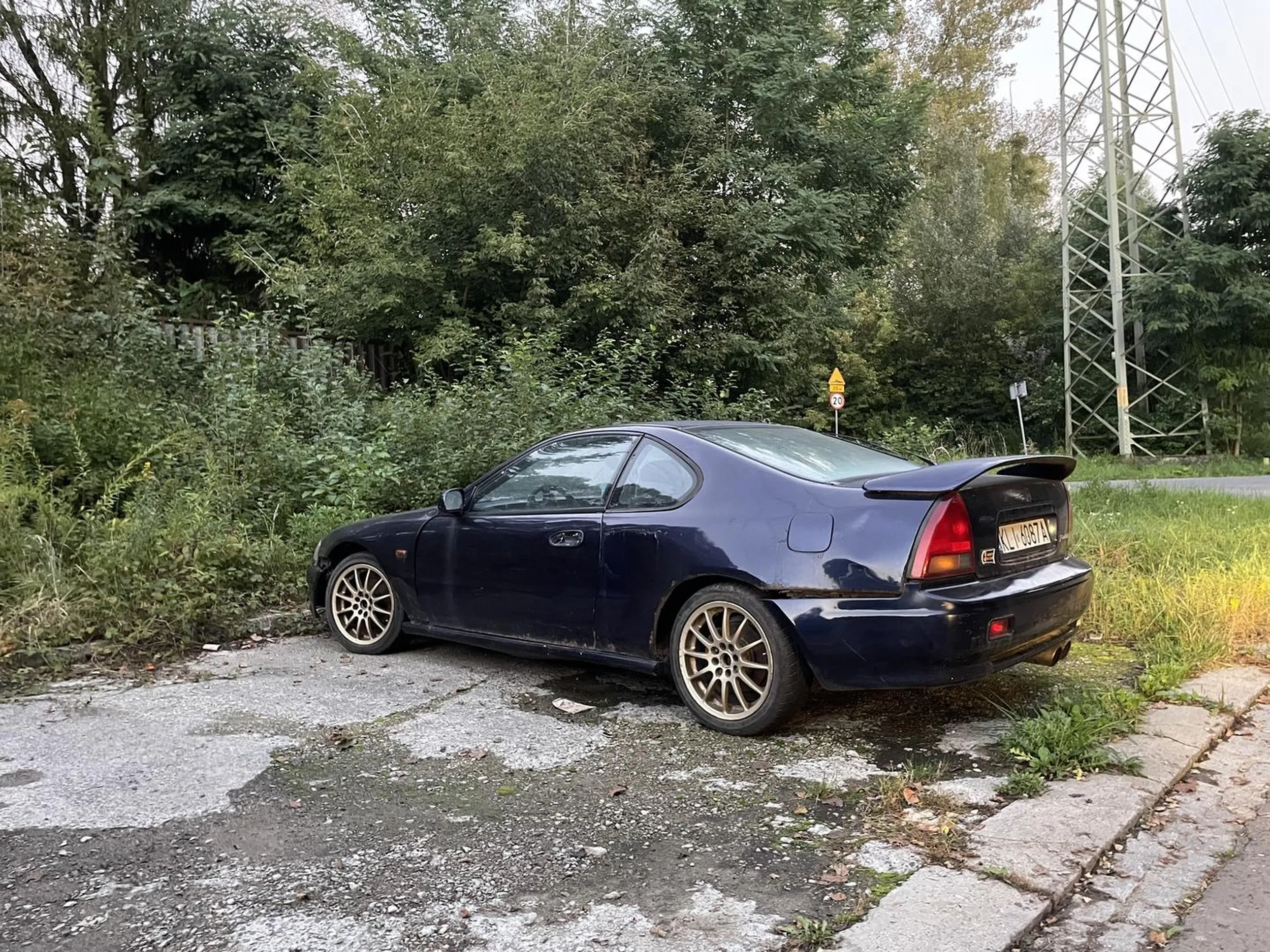 Fajna preludka, szkoda ,że gnije..