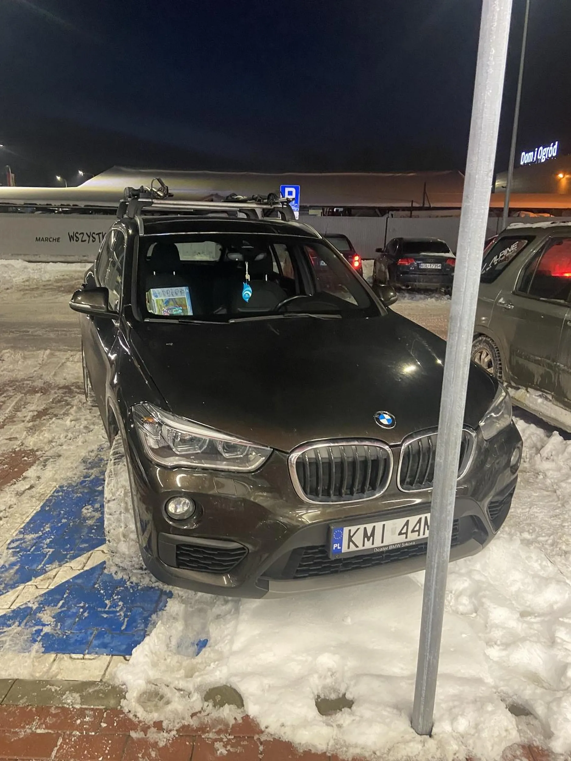Nogi ujęło pańci z bmw