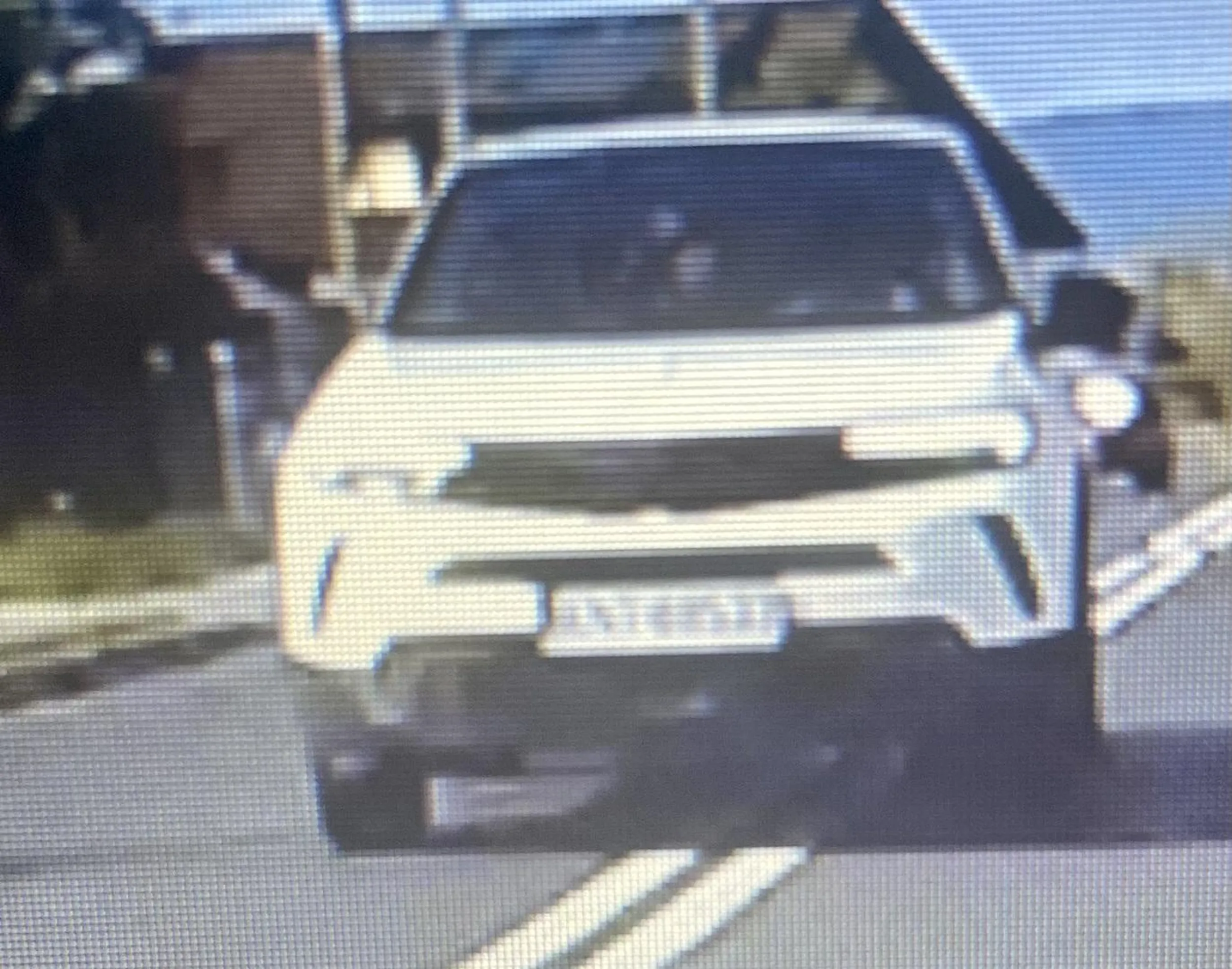 Poszukiwany kierowca zbiegł z wypadku!