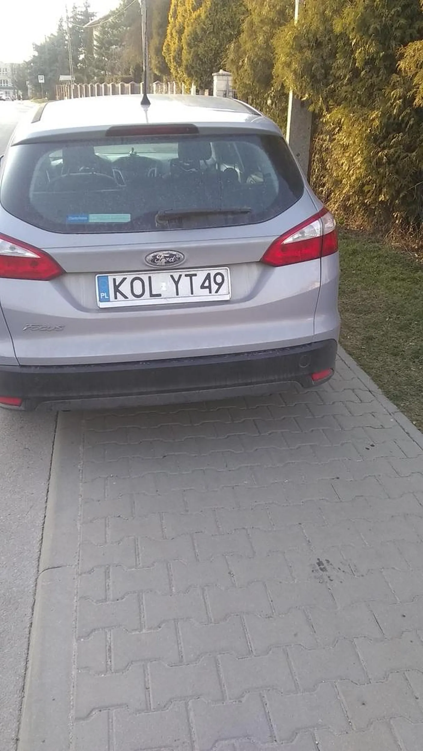 Zastawianie chodnika.