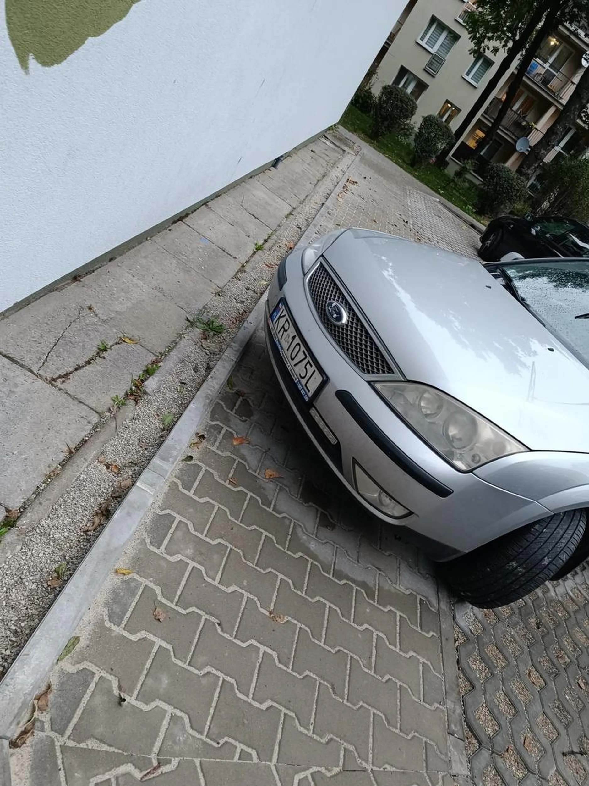 Kierowca nie umiejący parkować...