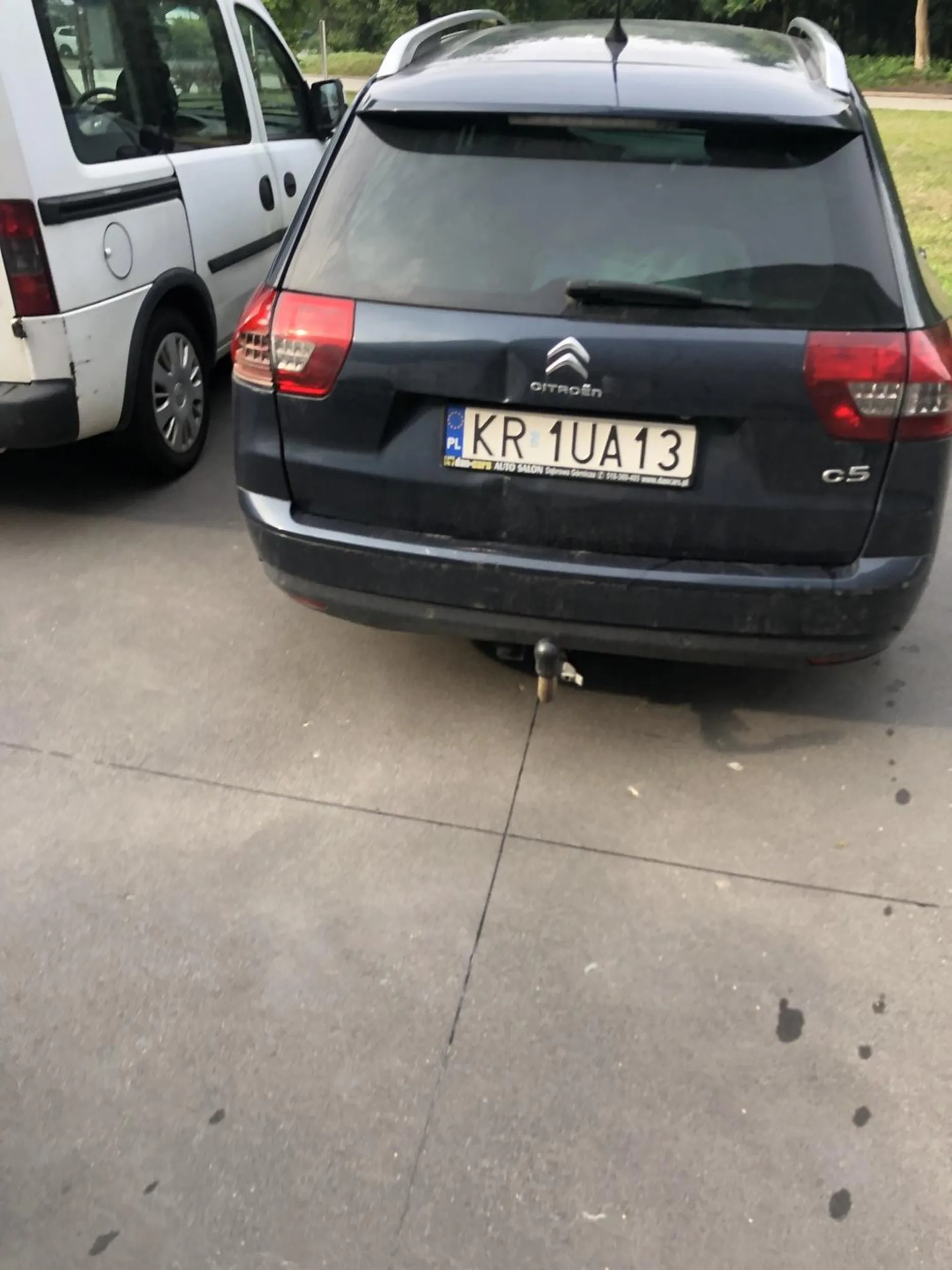 Jechał na czołówkę moim pasem. Ledwo wyhamowaniem. Po zatrzymaniu agresywny, wypiera się w żywe oczy. Uciekł przed przyjazdem policji.