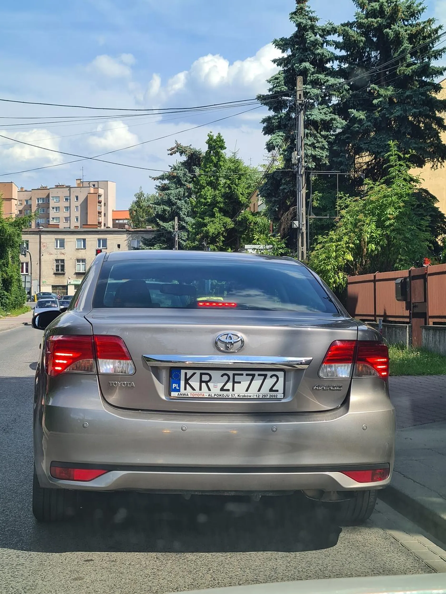 Kierowca wymusza pierwszeństwo