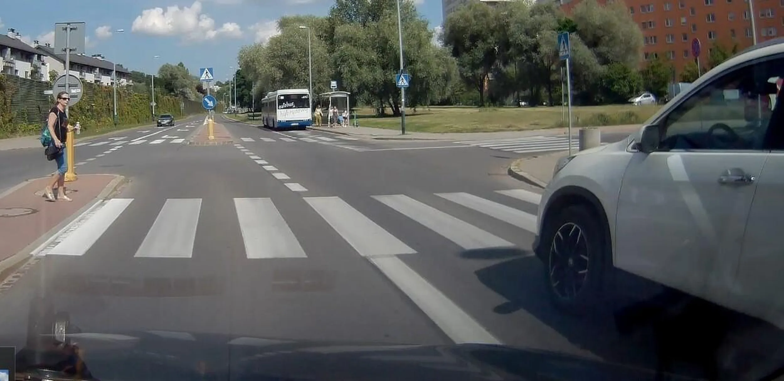 Wyprzedzanie na przejściu dla pieszych