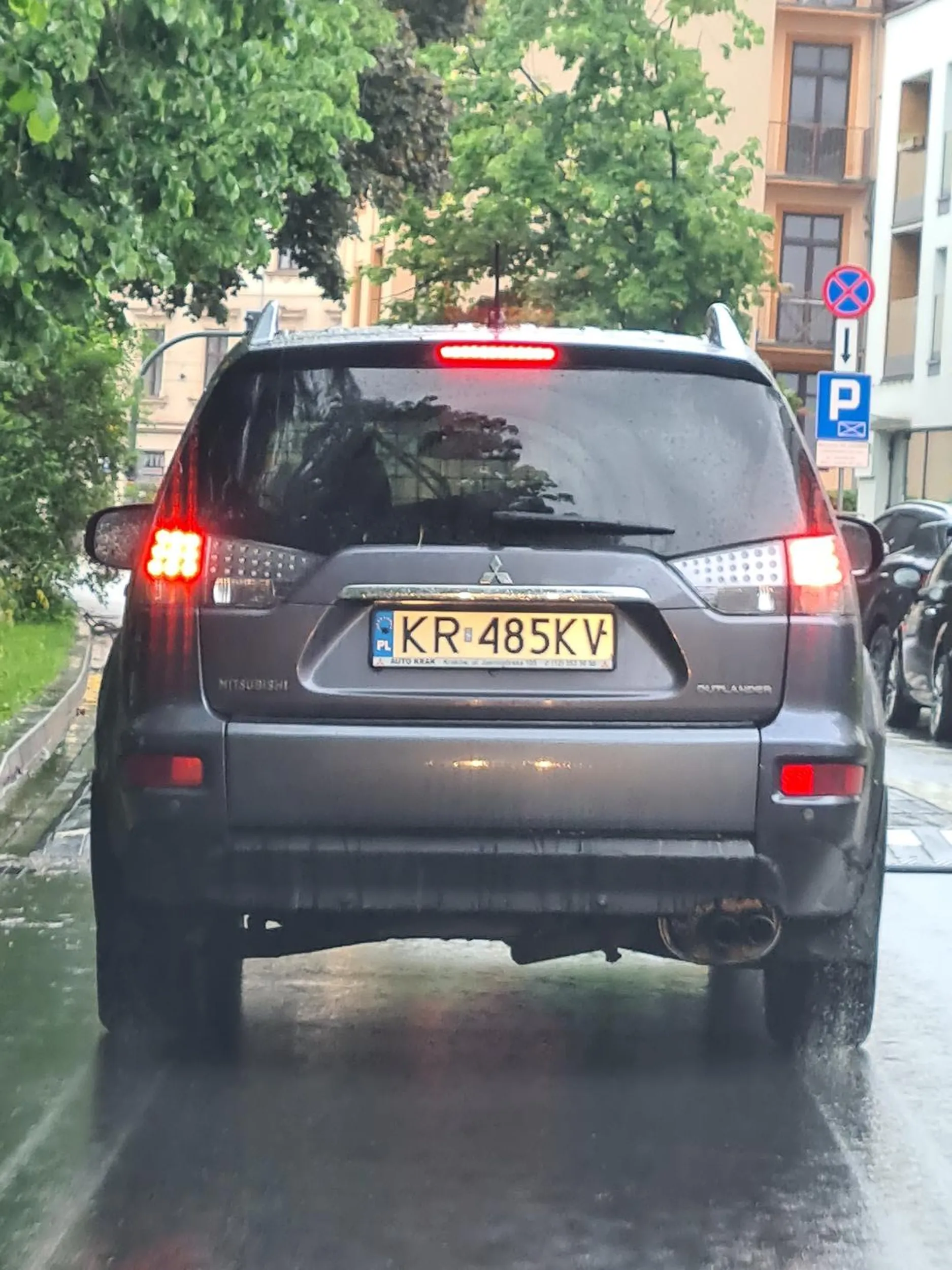 Kierowca wymusza pierwszeństwo