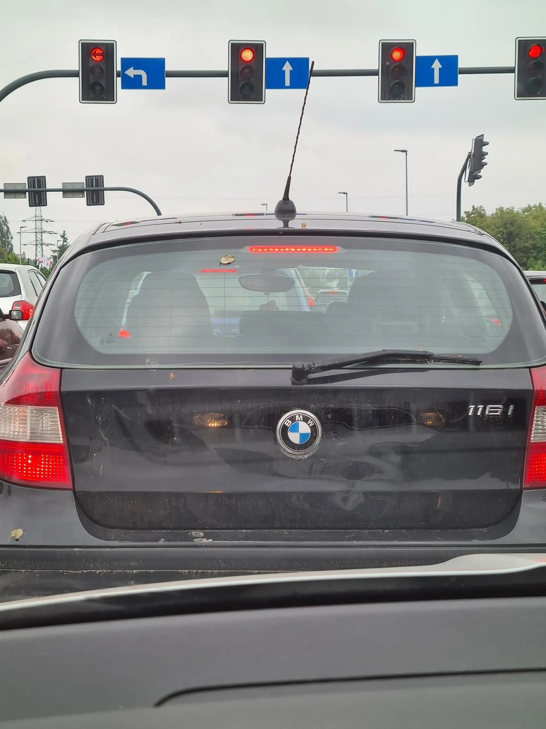 Kierowca wymusza pierwszeństwo