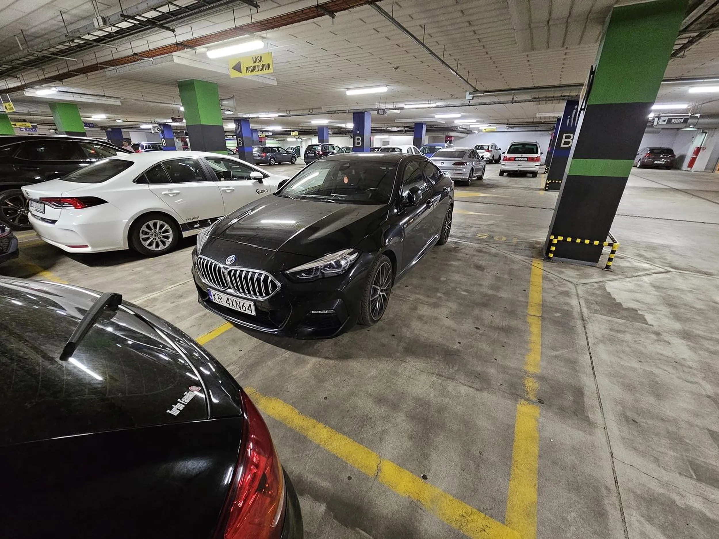 Z serii mistrz parkowania. Miejsce: parking podziemny - Wzorcownia - Włocławek.