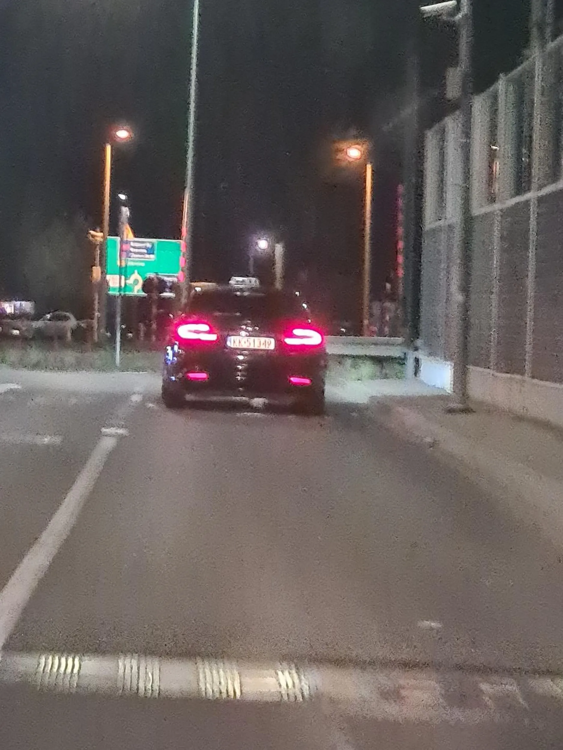 Kierowca wymusza pierwszeństwo