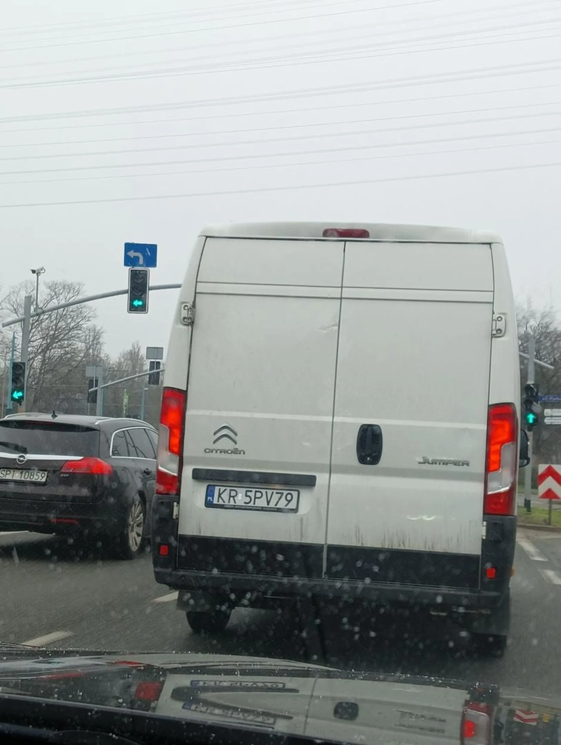 Niedorozwinięty szeryf polskich dróg zajmuje 2 pasy