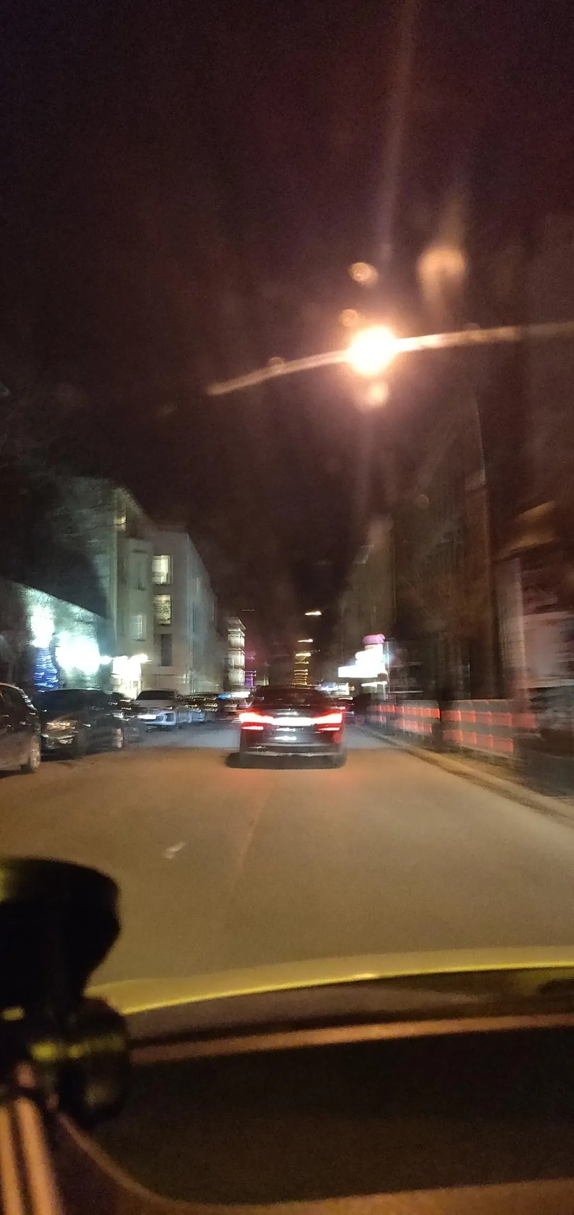 Kierowca wymusza pierwszeństwo