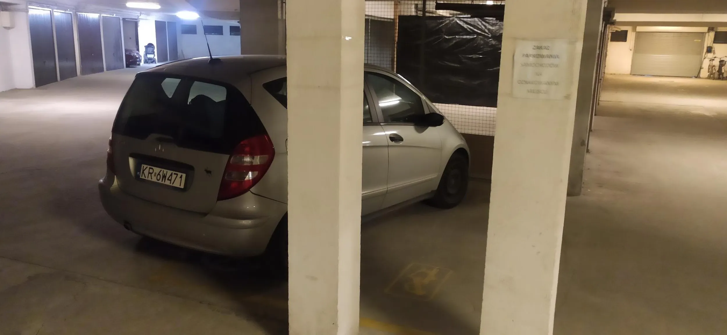 Bydle parkuje na zakazie