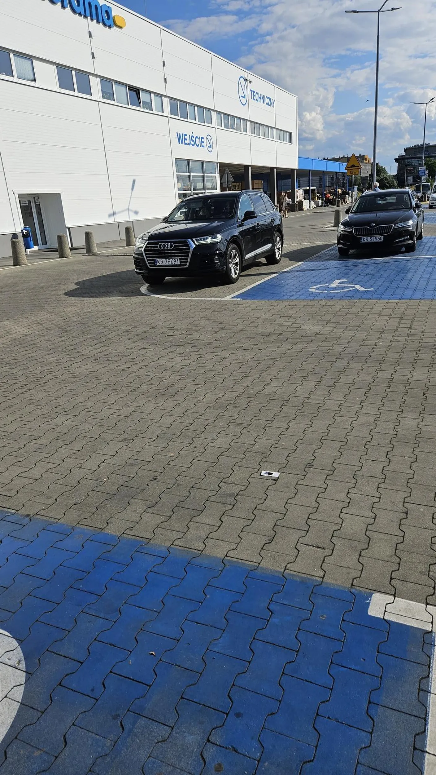 Nie moge miec za daleko do sklepu...