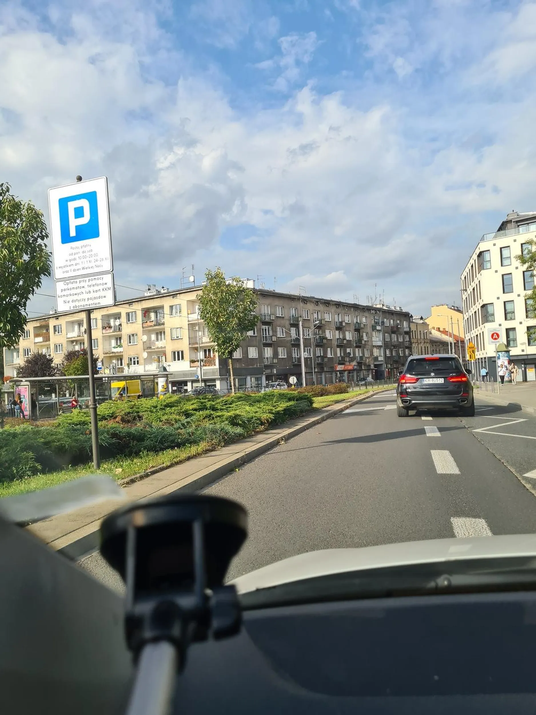 Kierowca wymusza pierwszeństwo