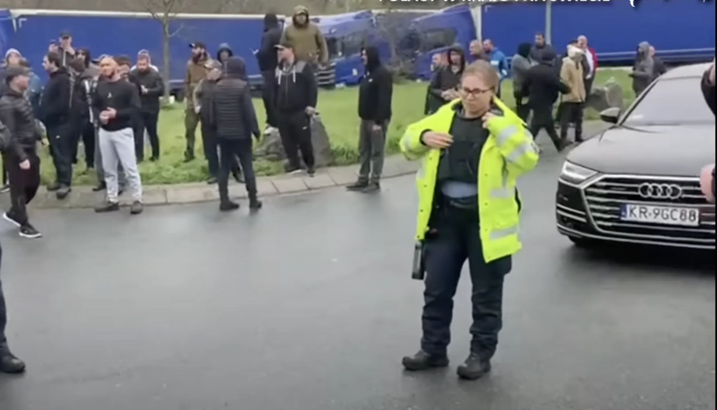 Nierzetelny i nieuczciwy janusz biznesu, który nie płaci swoim kierowcom i próbuje im siłą odebrać ciągniki siodłowe.