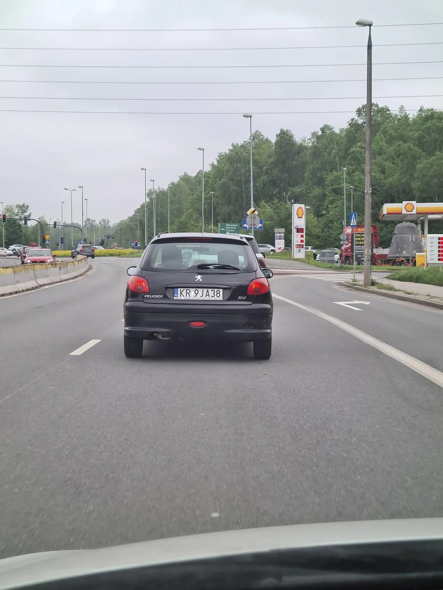 Kierowca wymusza pierwszeństwo