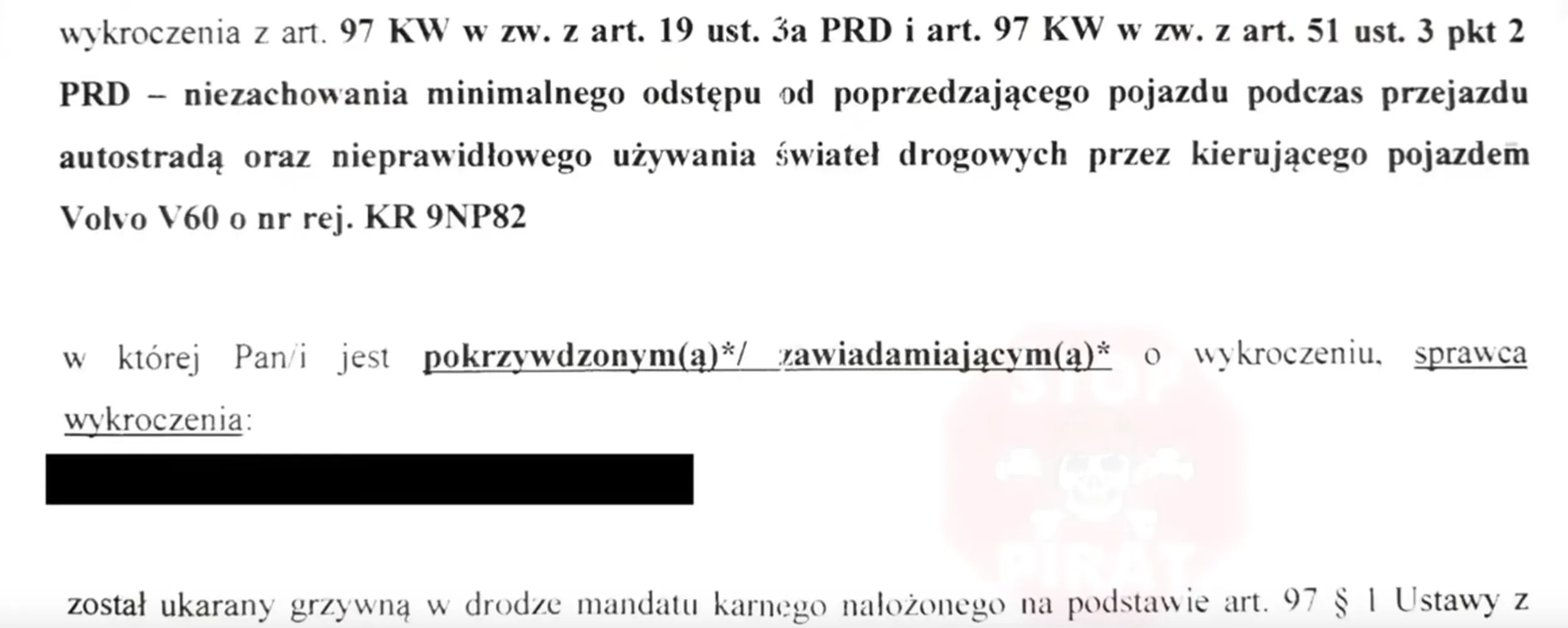 A wystarczyło nagrywającego idiotę, który blokował lewy pas, wyprzedzić prawym, ew. zatrąbić podczas wyprzedzania i pojechać dalej. Hehehe