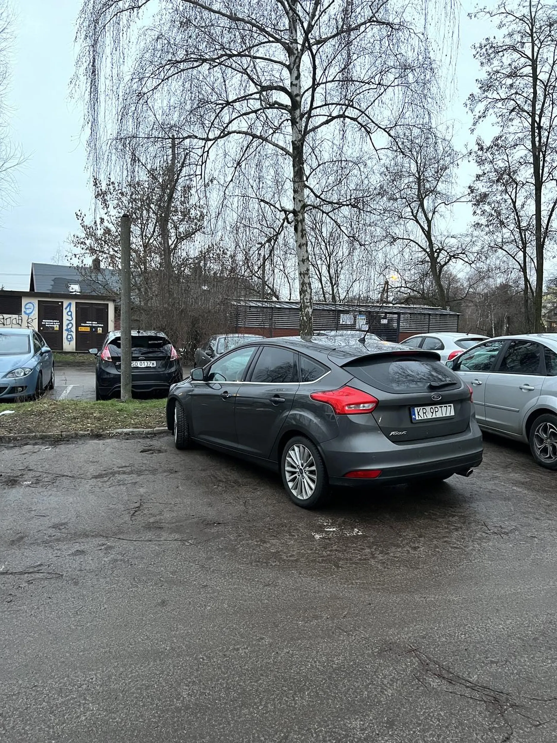 „Zaparkowałam tak bo mam dzieci” Pozdrawiam wieśniarę z Krakowa