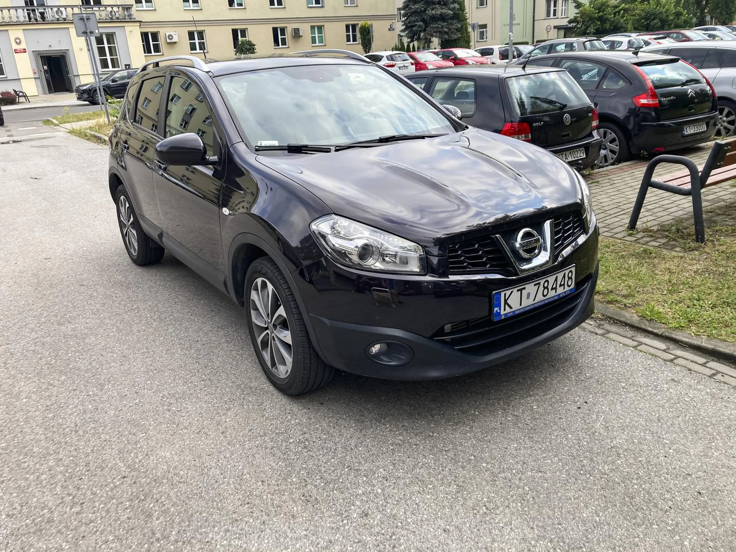 Jak widać stałe miejsce parkingowe. Kierowca bez wyobraźni lub z bardzo małym rozumkiem..