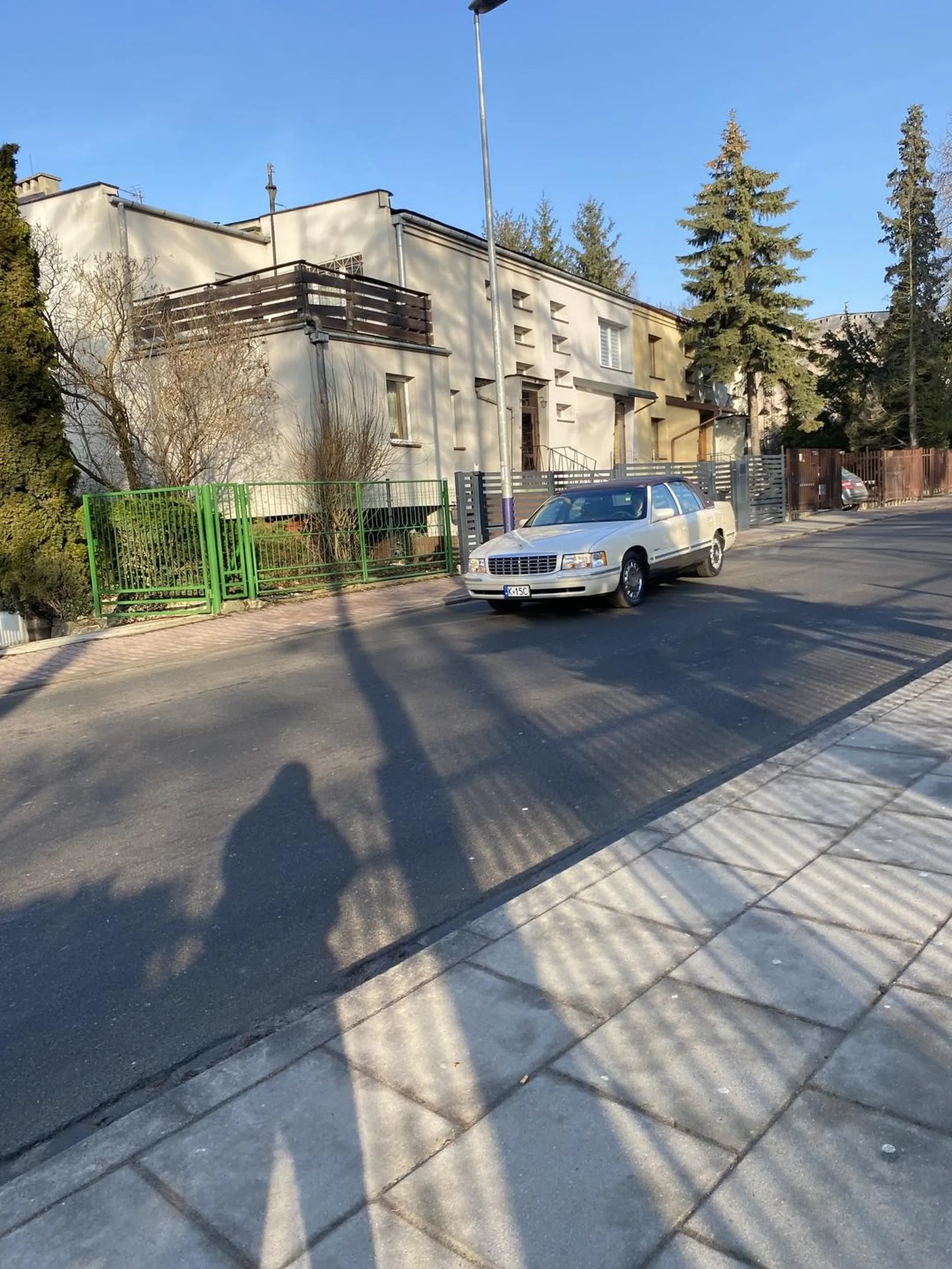 Piękne auto, pozazdrościć. Pozdrawiam milutko właściciela :)