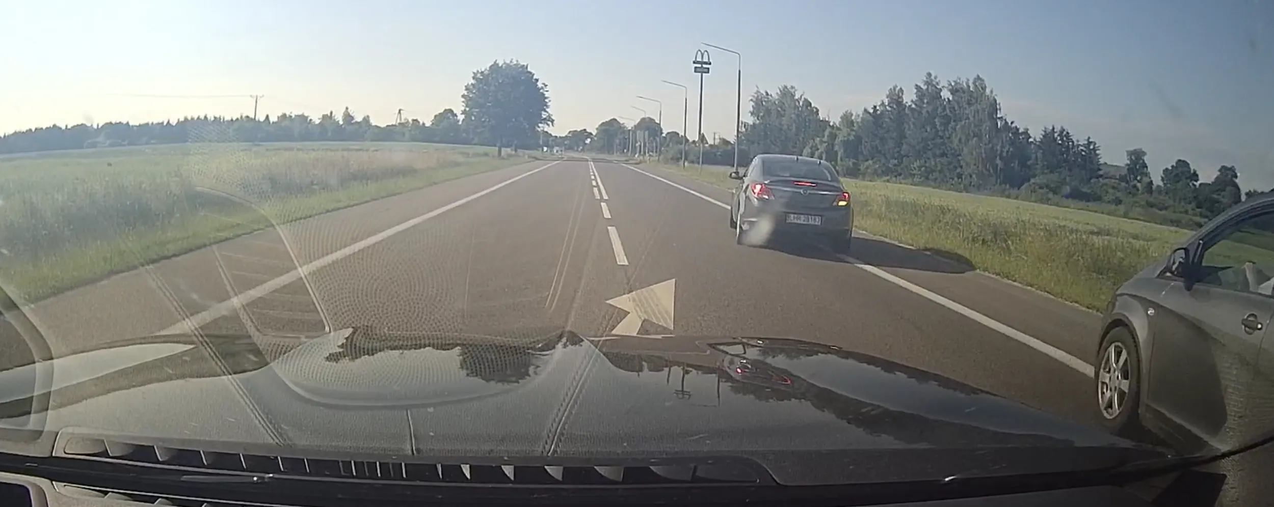 zhamował sznur samochodów