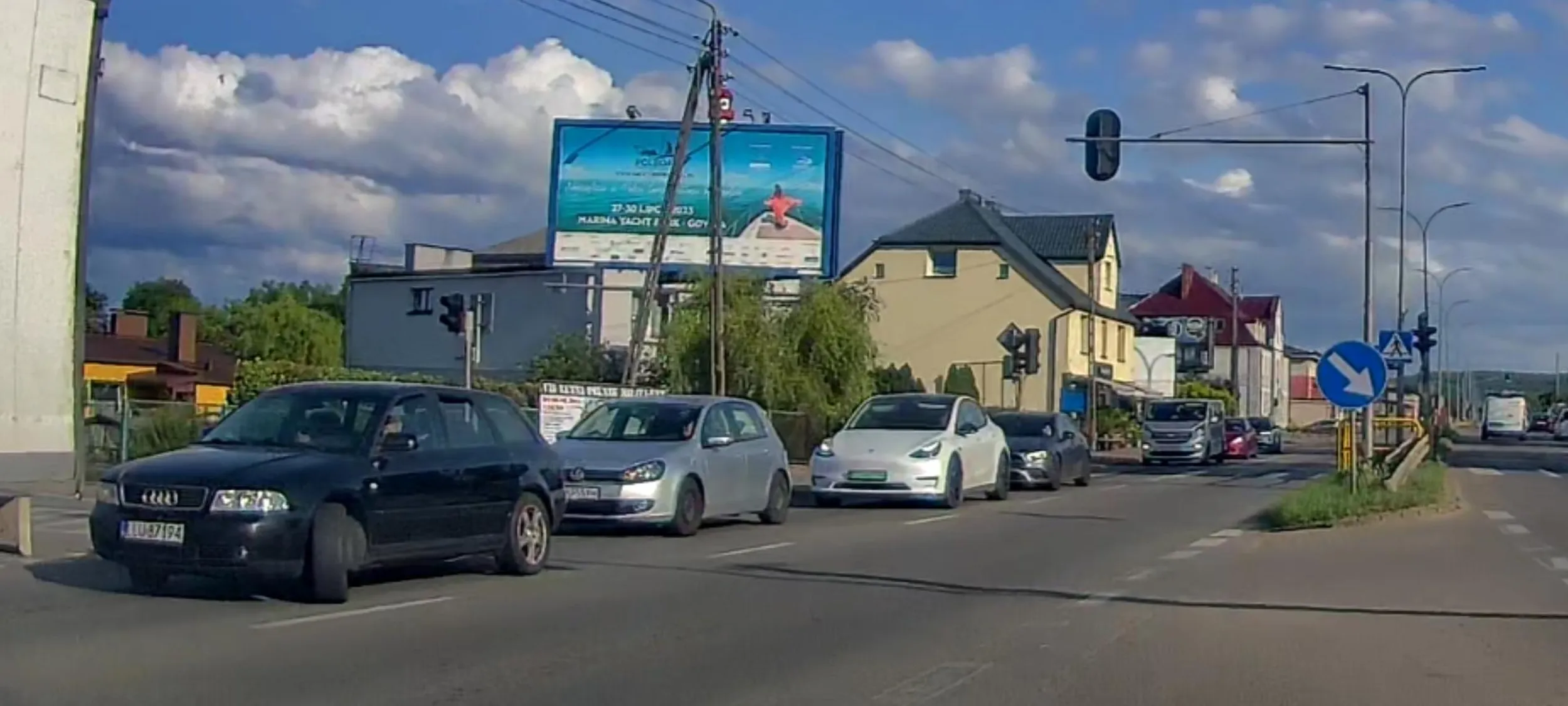Myślenie boli kolejny któremu półwysep Helski ucieknie. Wjadę zablokuje skrzyżowanie a ci na zielonym niech czekają