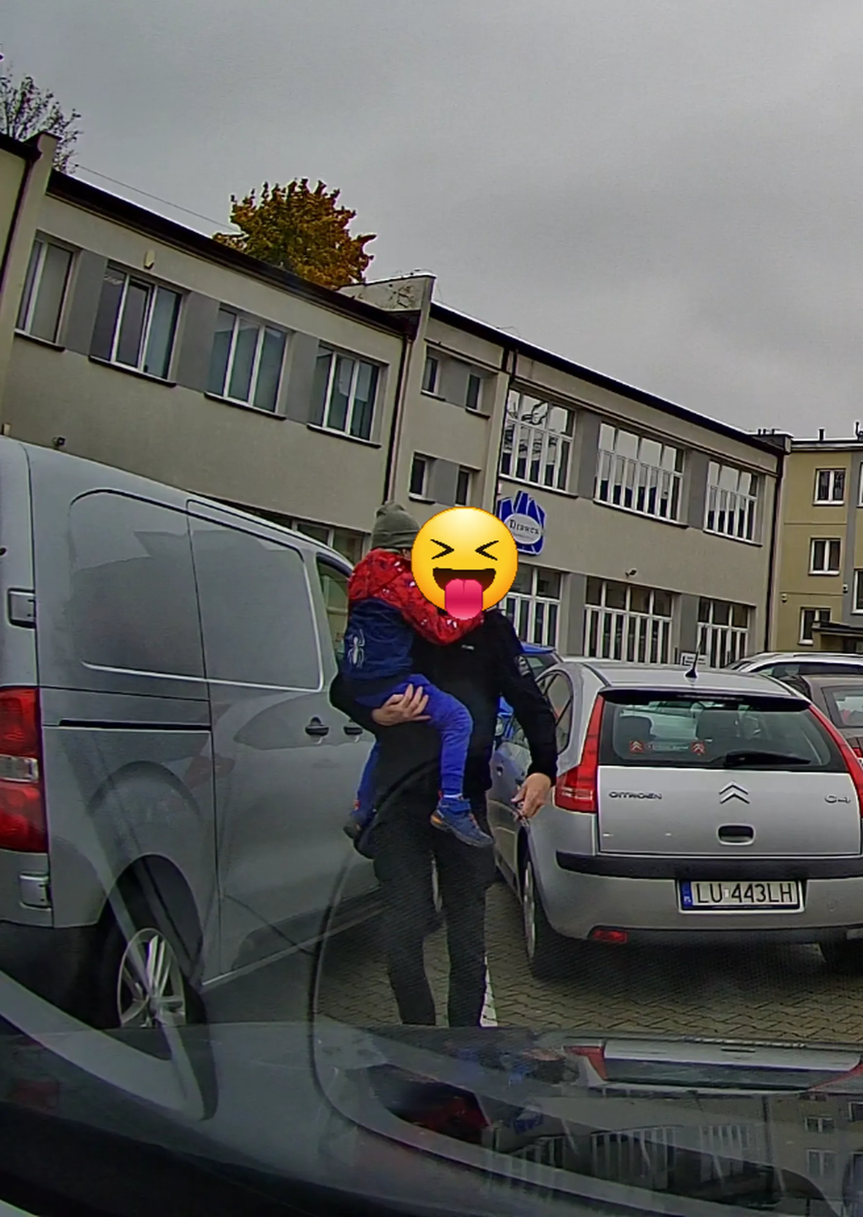 Wsiowy podlubelski burak myślał że jak przywozi 500-plusa do miasta to mu wszystko wolno.