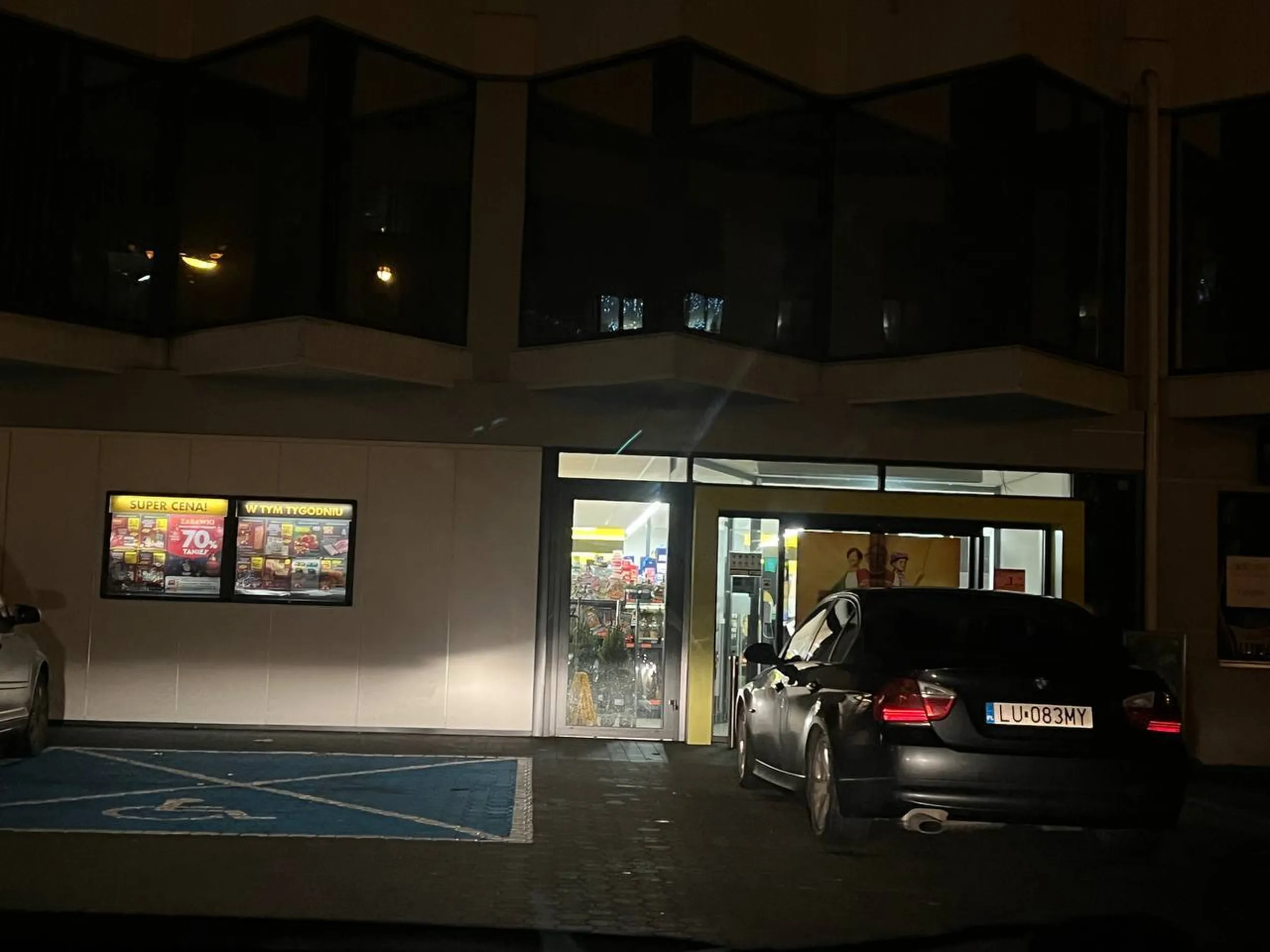 Niech sobie Państwo wjadą na owocowo-warzywny następnym razem. Nie ma co się ograniczać :)