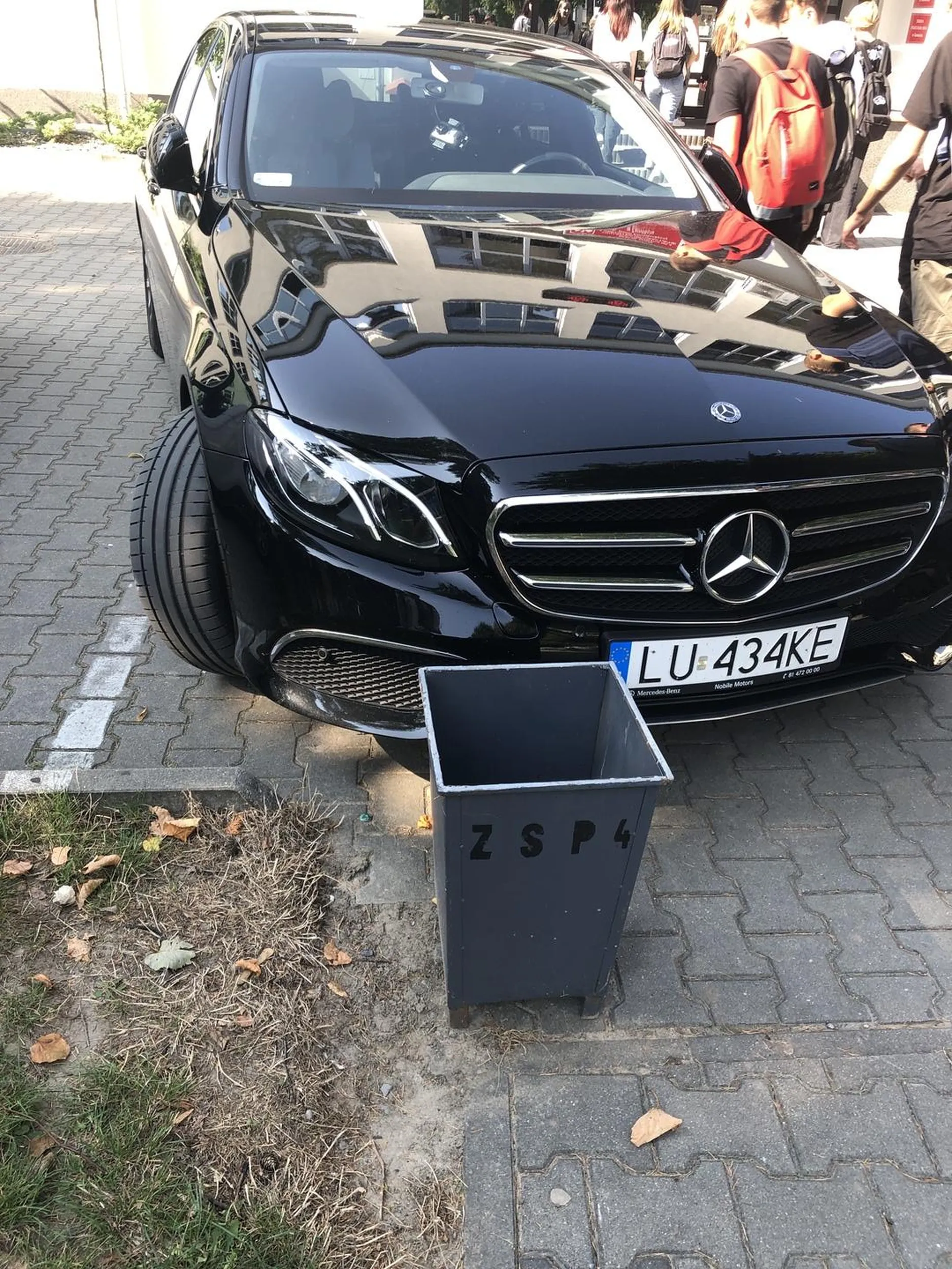 Wielki mistrz parkowania,gratuluję