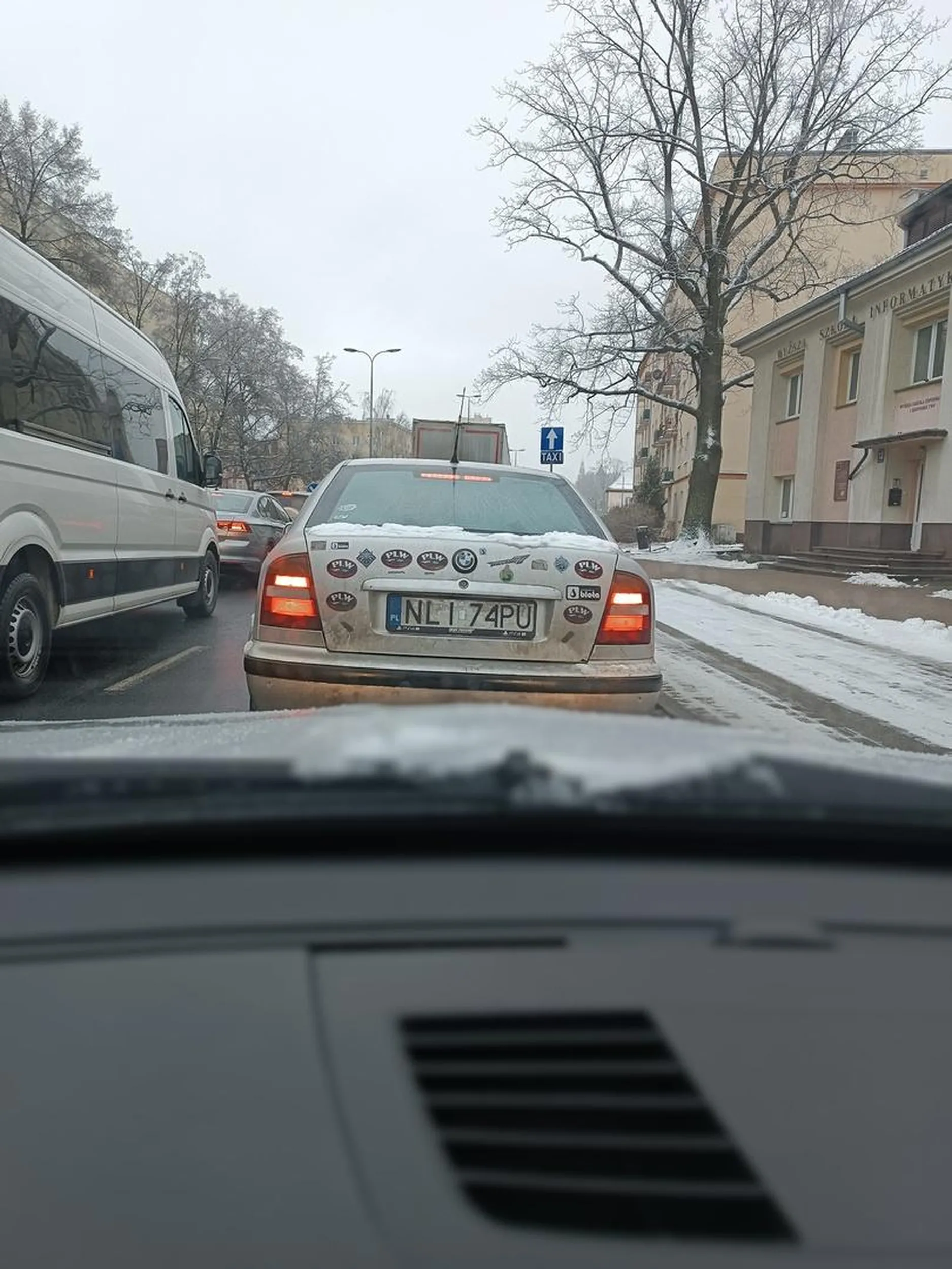 Niskobudżetowe BMW? Taaaaaak. Wystarczy znaczek na octawi i może być taniej ?