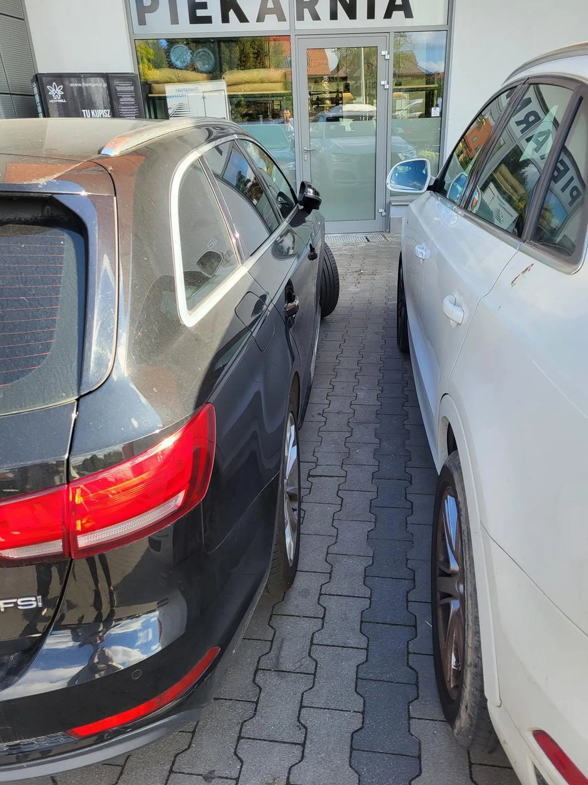 Nie było możliwości żeby wsiadła starsza osoba i dziecko do fotelika!