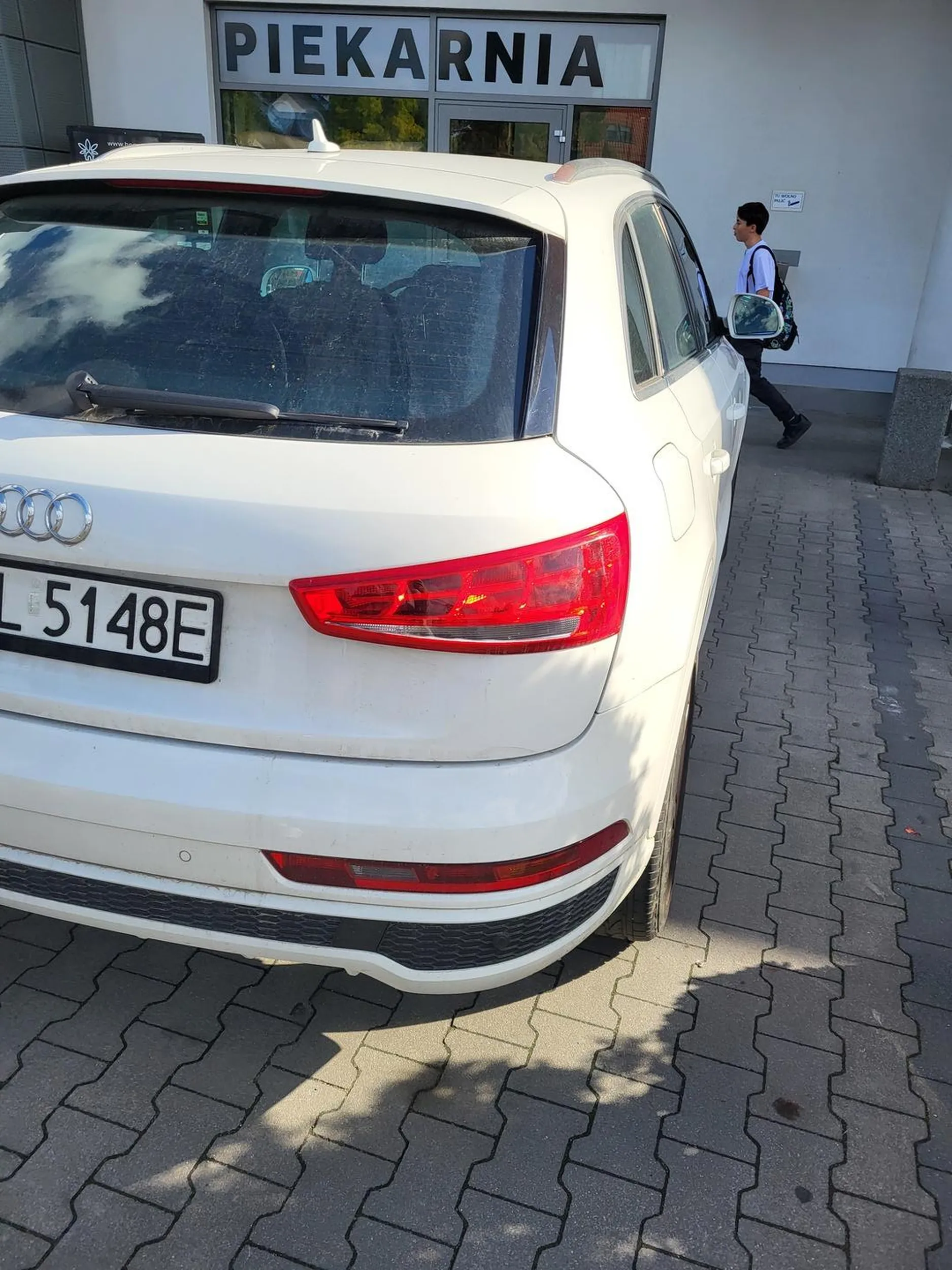 Nie było możliwości żeby wsiadła starsza osoba i dziecko do fotelika!