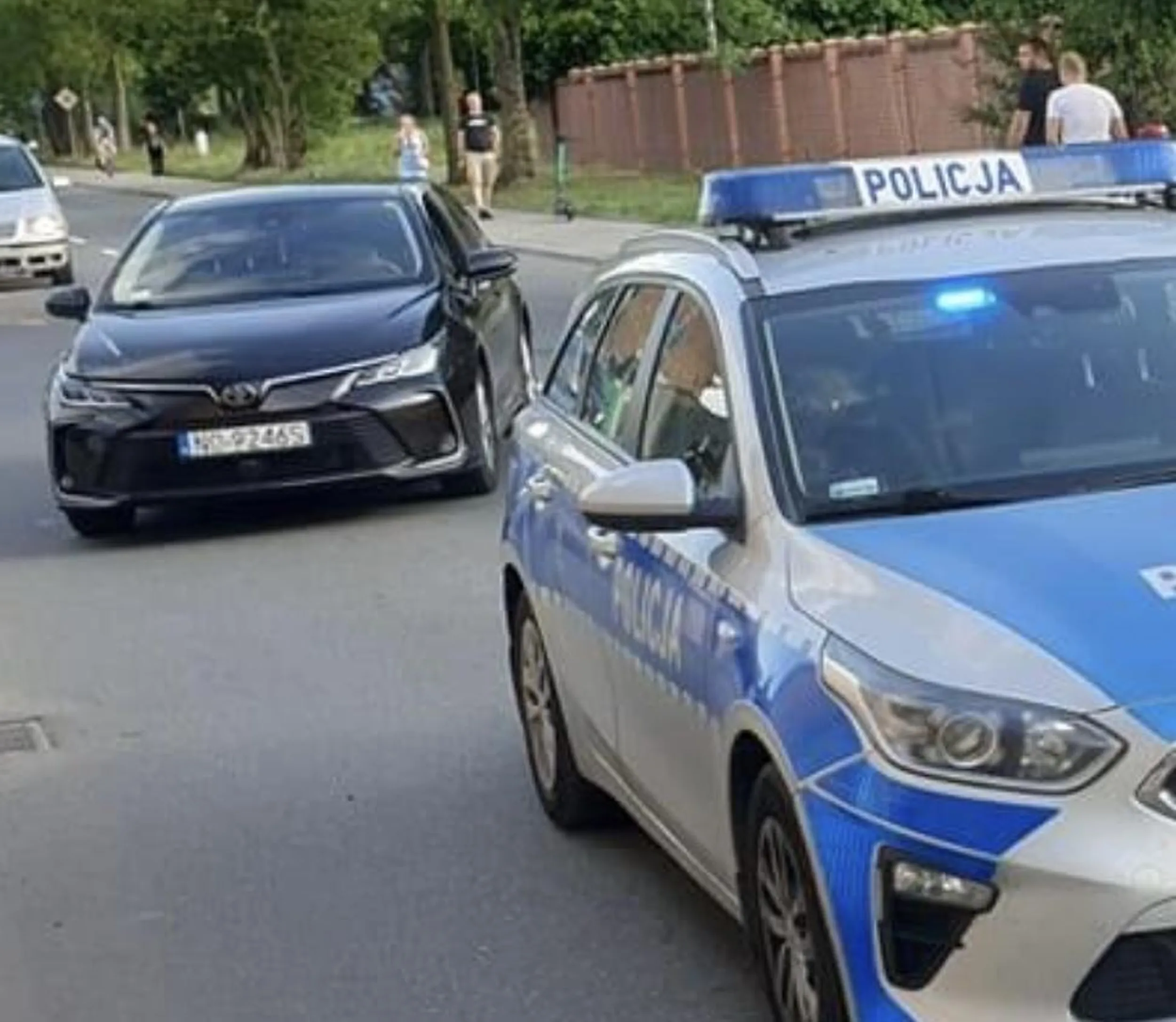 Toyota Corolla nieoznakowany radiowóz z KMP Elbląg