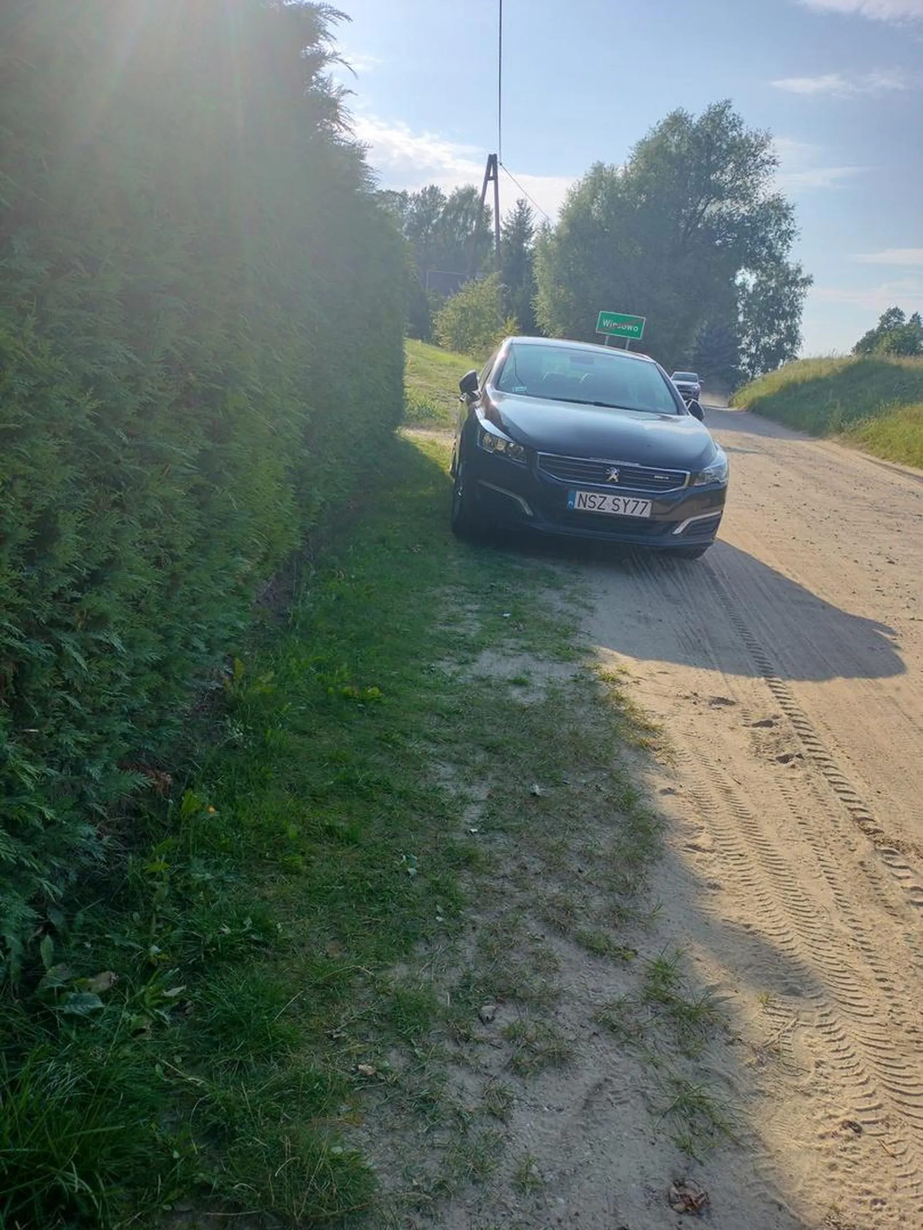 Parkuje pod moim domem i sika za nim - MASAKRA