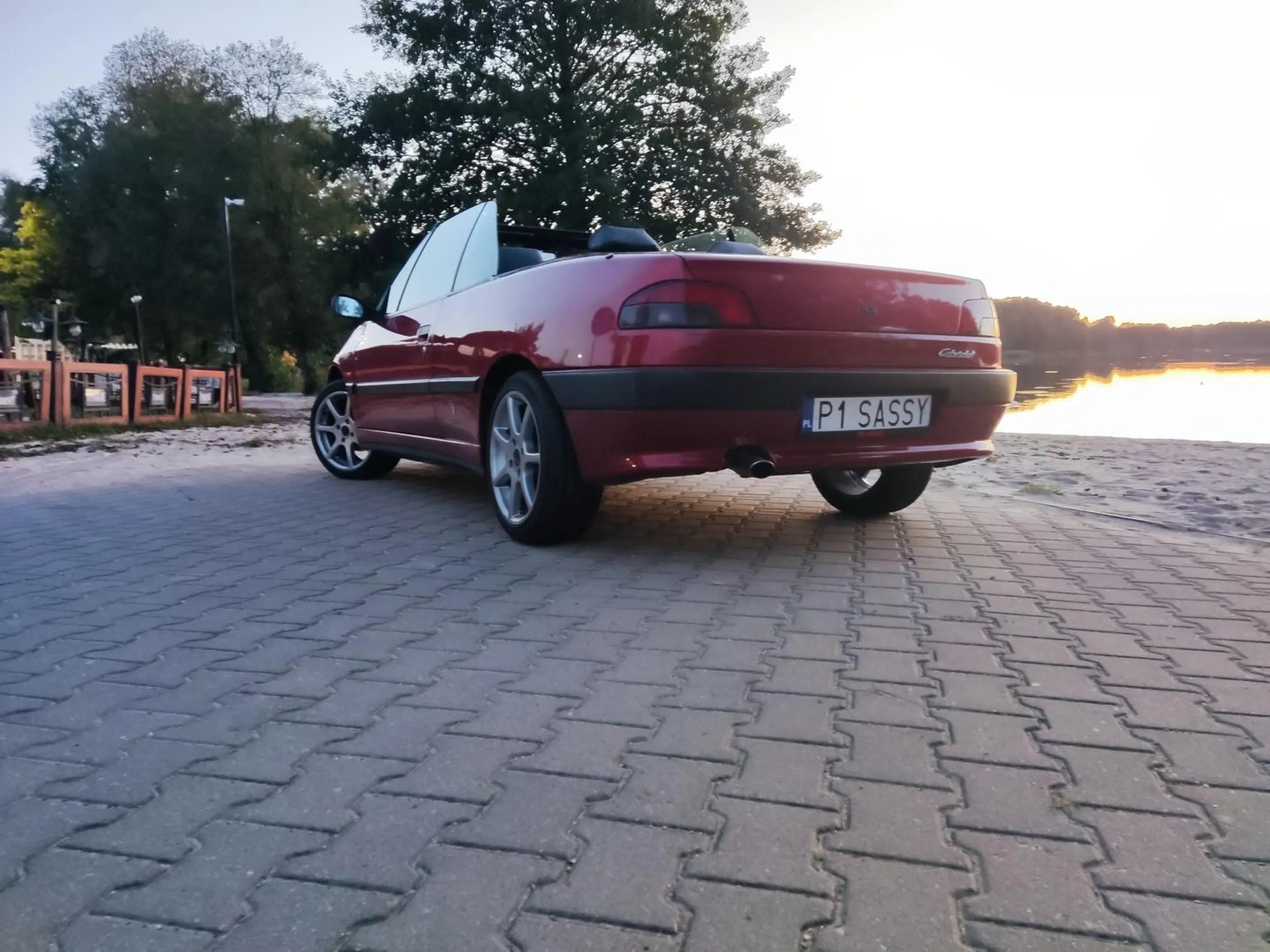 Piękny, sexowny francuski gnojek! Pozdrawiam serdecznie ?