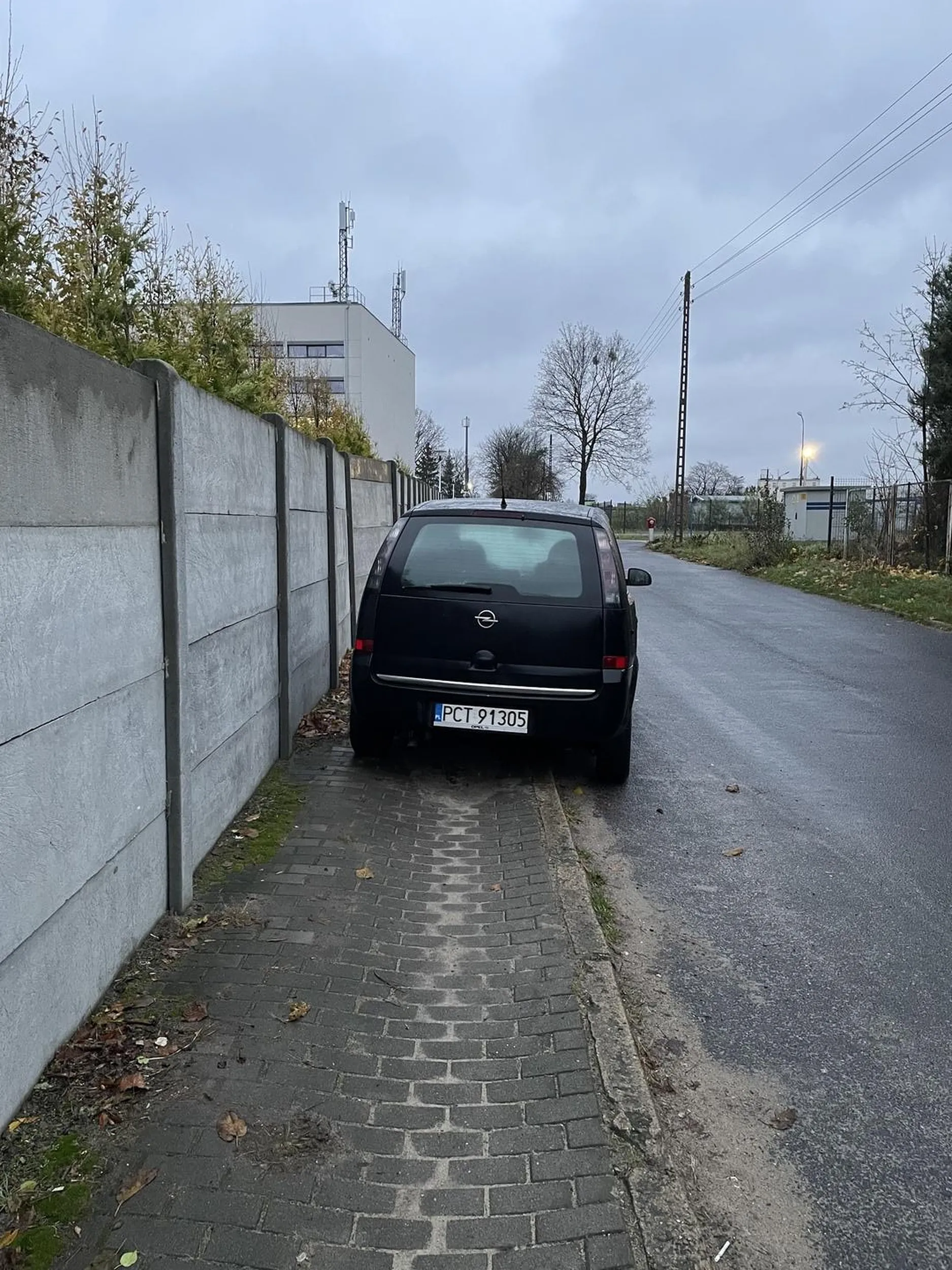 Zajebiste parkowanie nie ma co