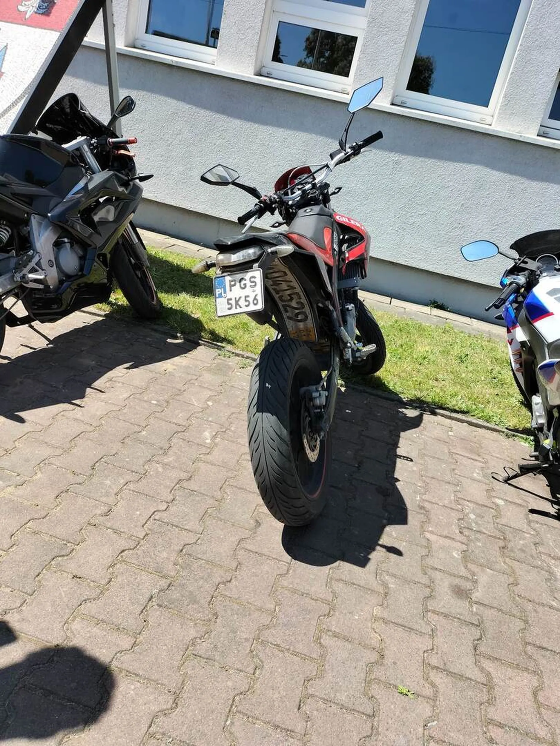 Fajny skuter bratku.