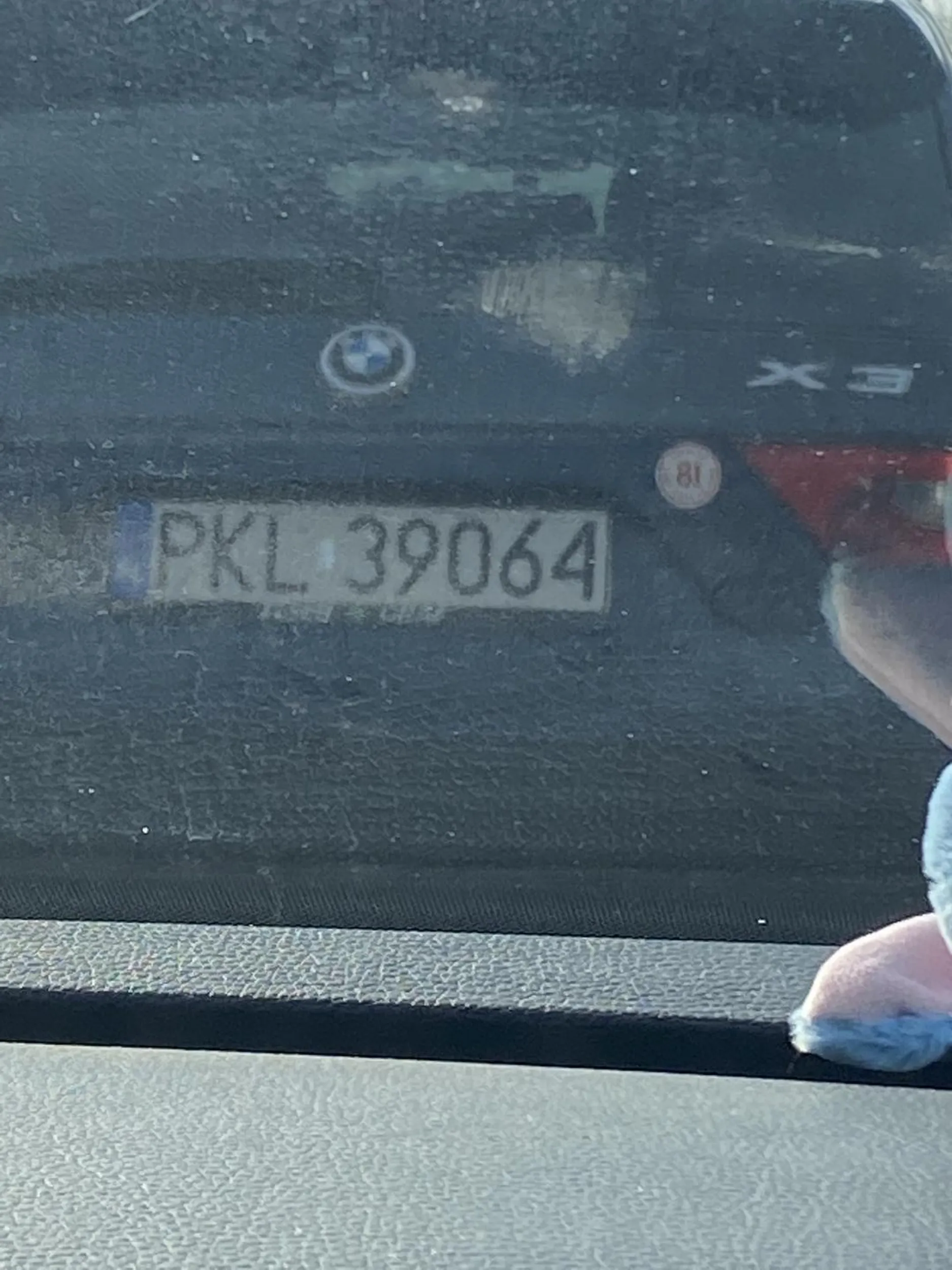 Pizdzisko jeździć nie potrafi prawie mi przód urwała tak się pchała bez kierunkowskazu