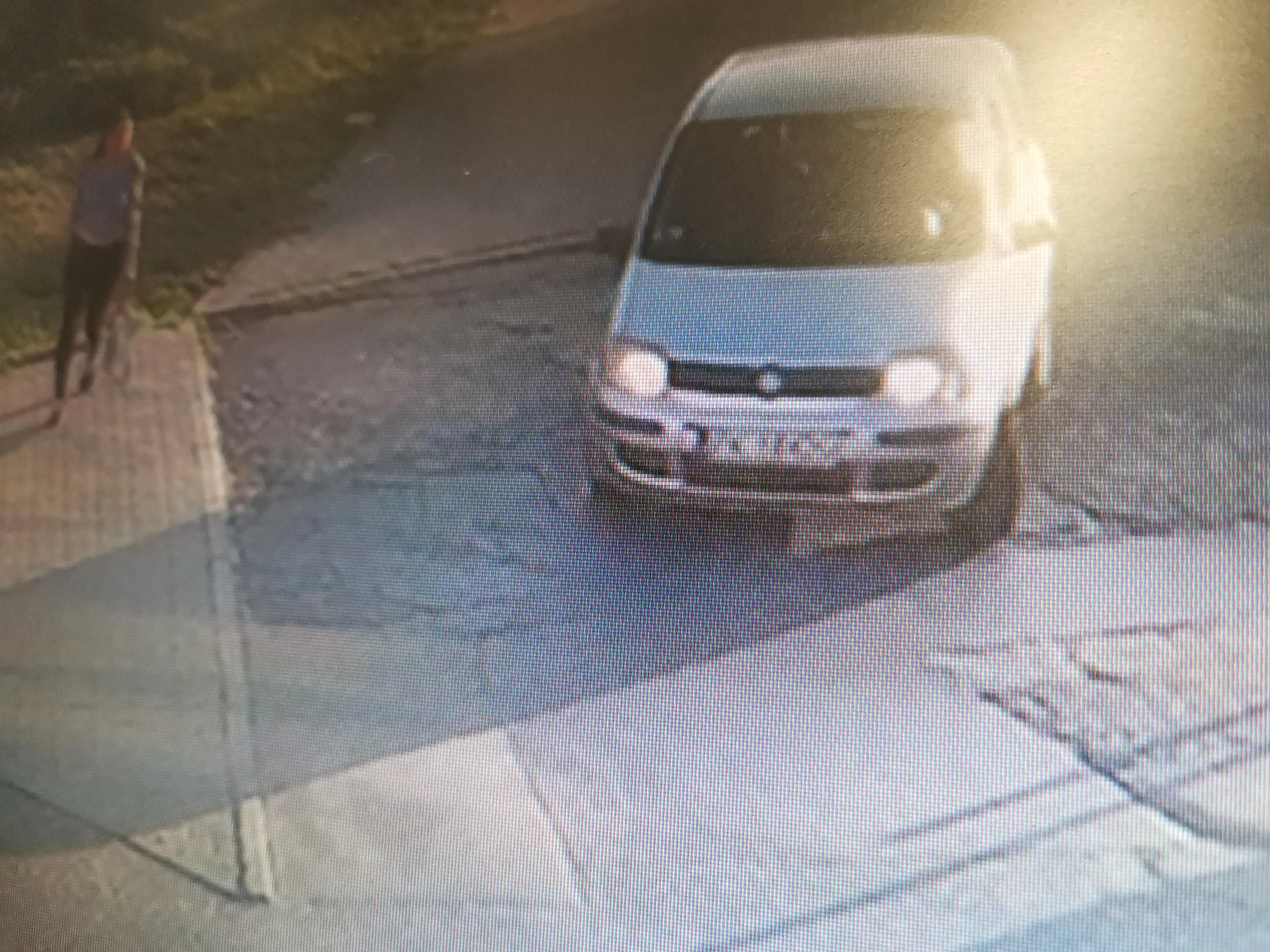 Pozdrawiam serdecznie Pana,który koło Centrum Handlowego Bursztyn w Kaliszu zahaczył o tył mojego auta i sobie pojechał