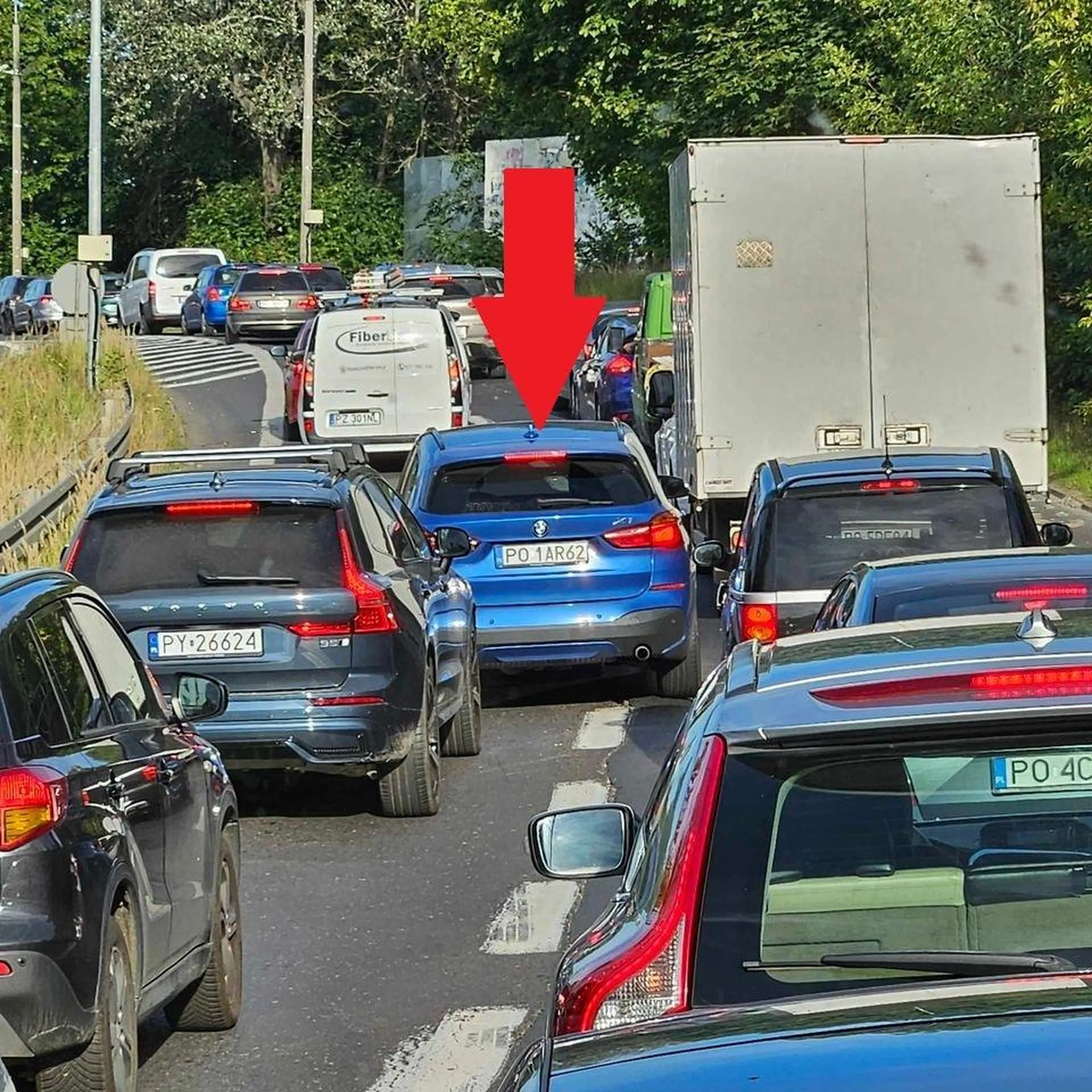 Szeryf drogowy, niemyślący człowiek.