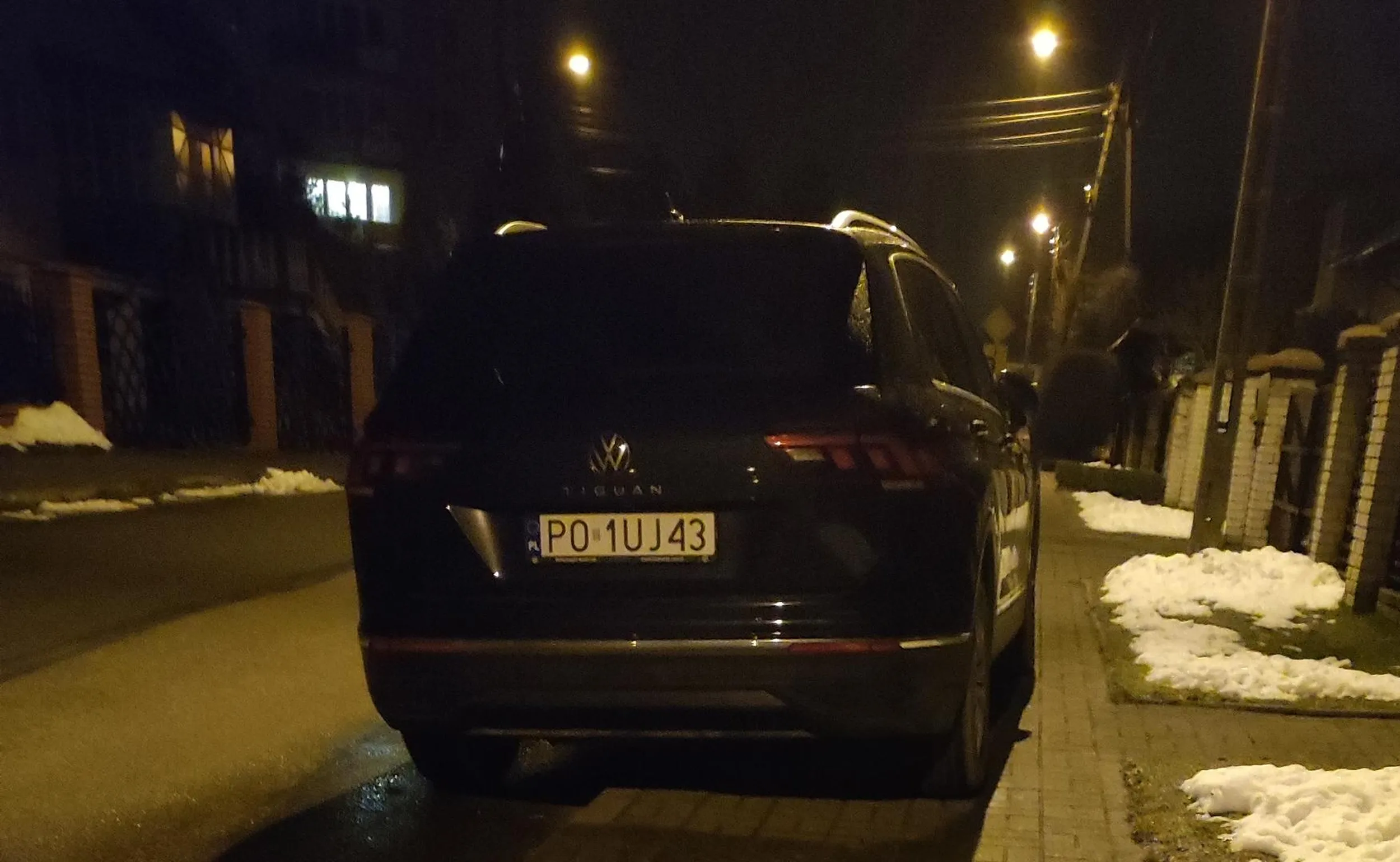 Kolejny raz to samo miejsce. I zostawione 30-40 cm na przejście.