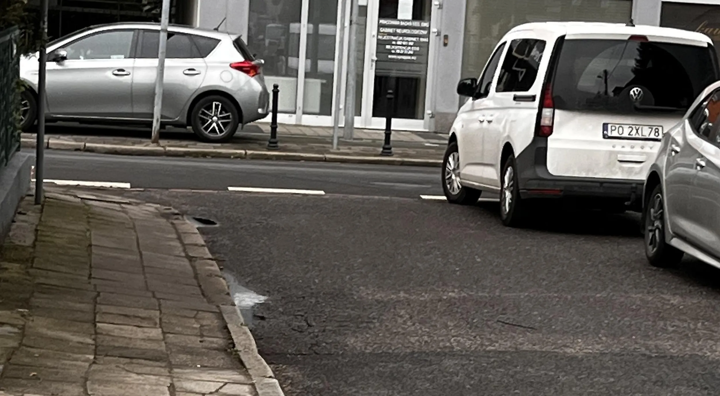 Nie zauważyłeś, że stoisz na skrzyżowaniu. Kłopoty ze wzrokiem? Może czas zrezygnować z bycia „kierowcą”?