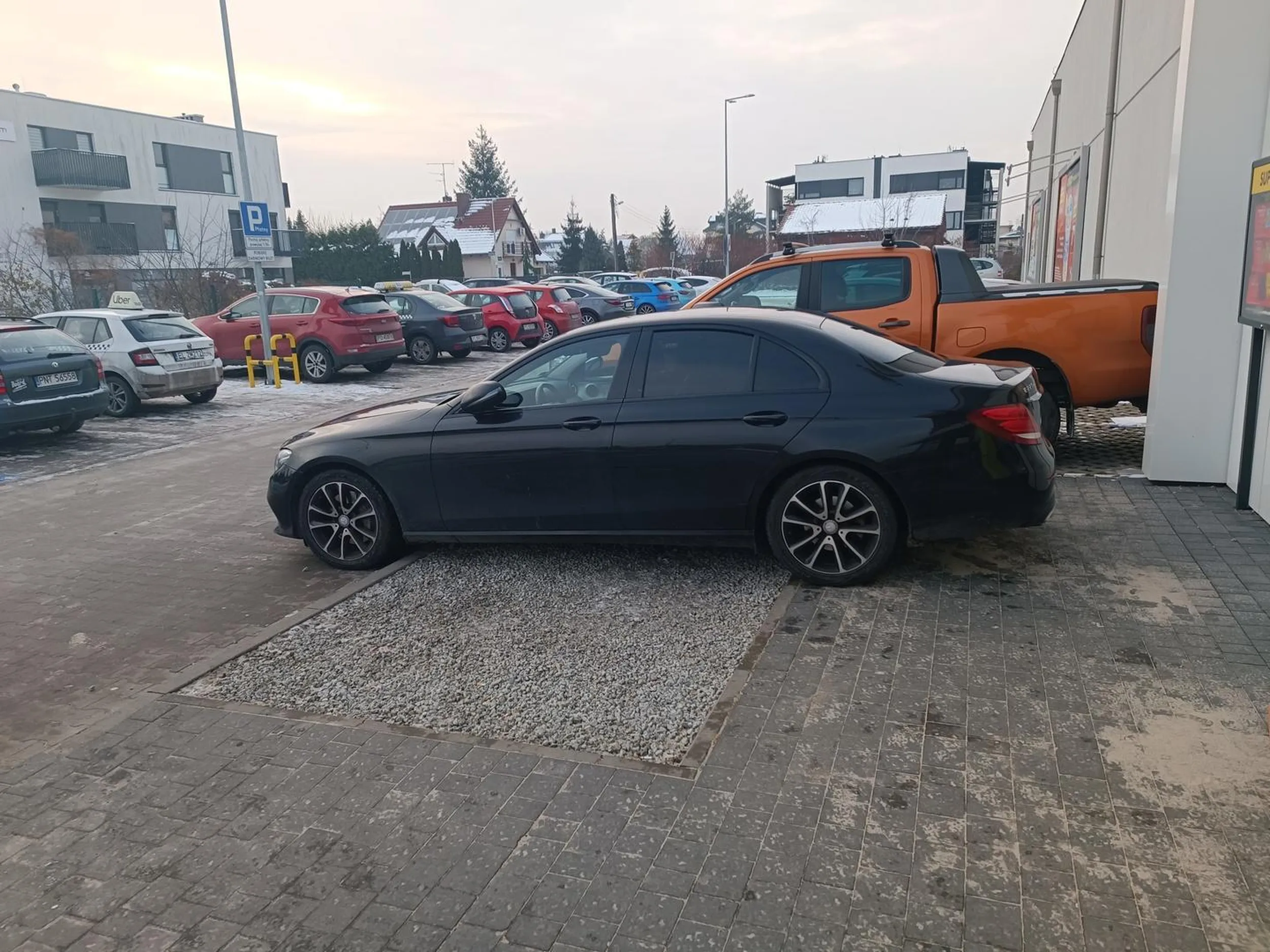 Mistrzunio parkowania :D