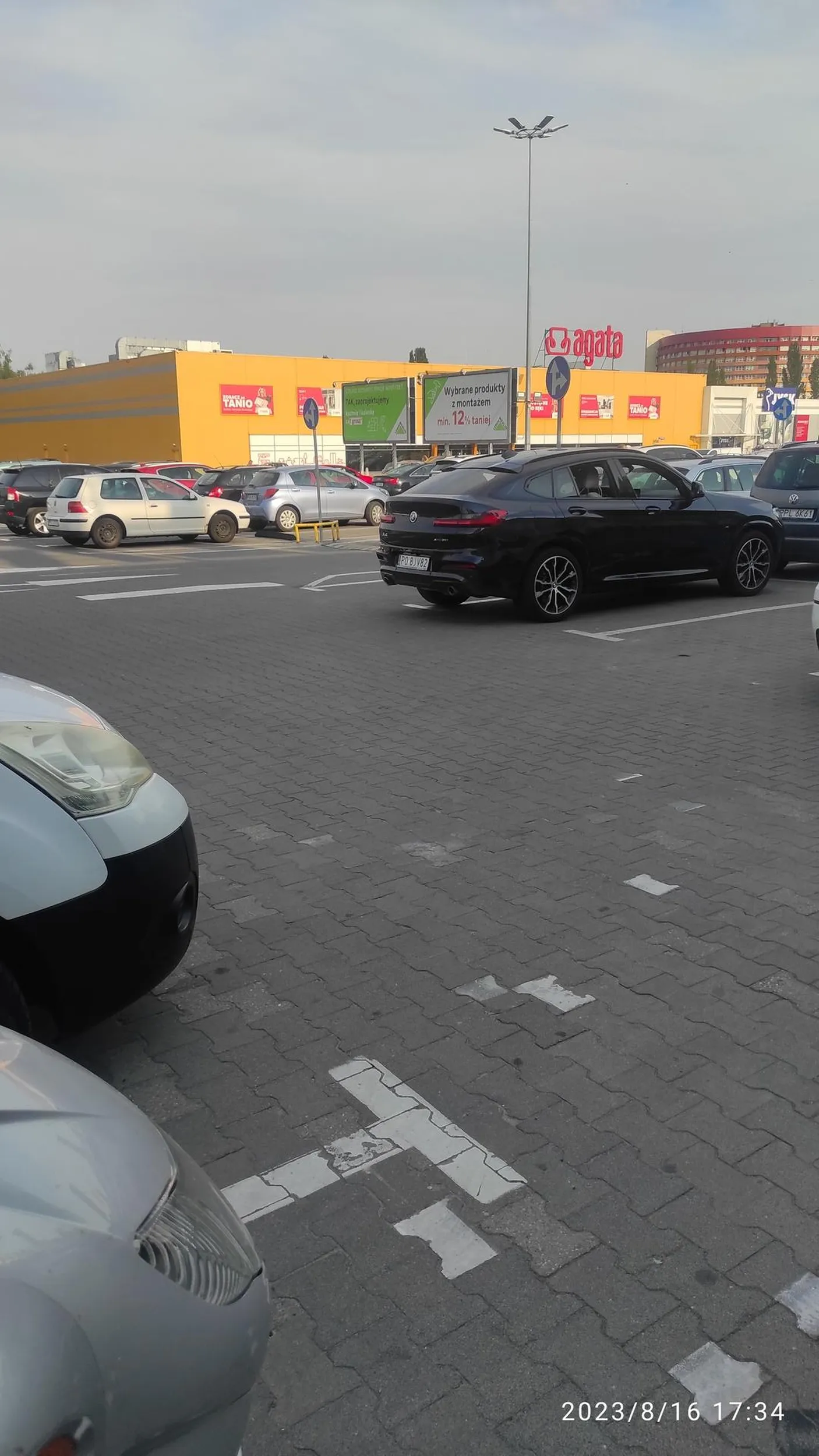 Szlachta parkuje jak chce