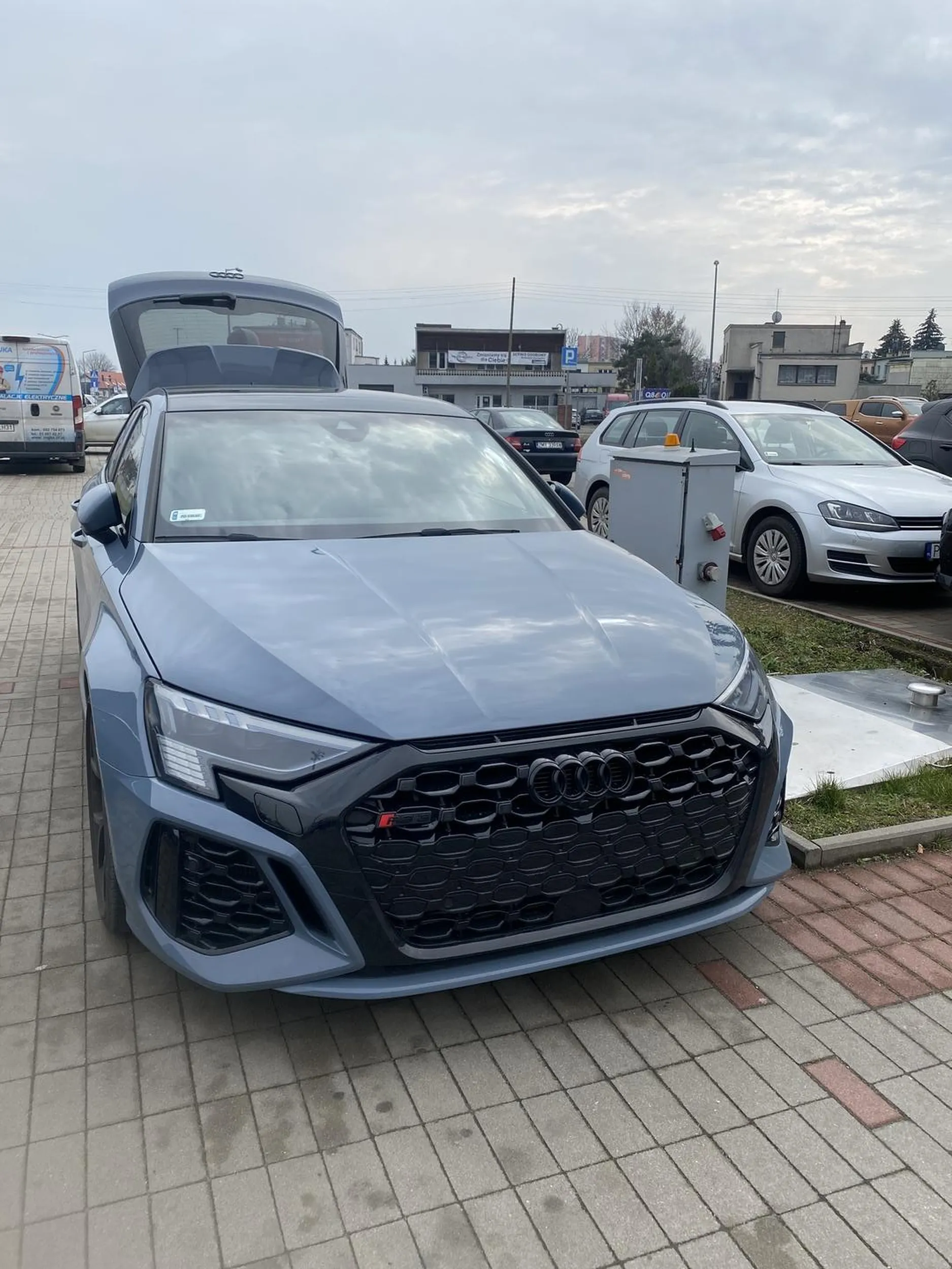 Pozdrawiam cię widzieliśmy się przy stadionie