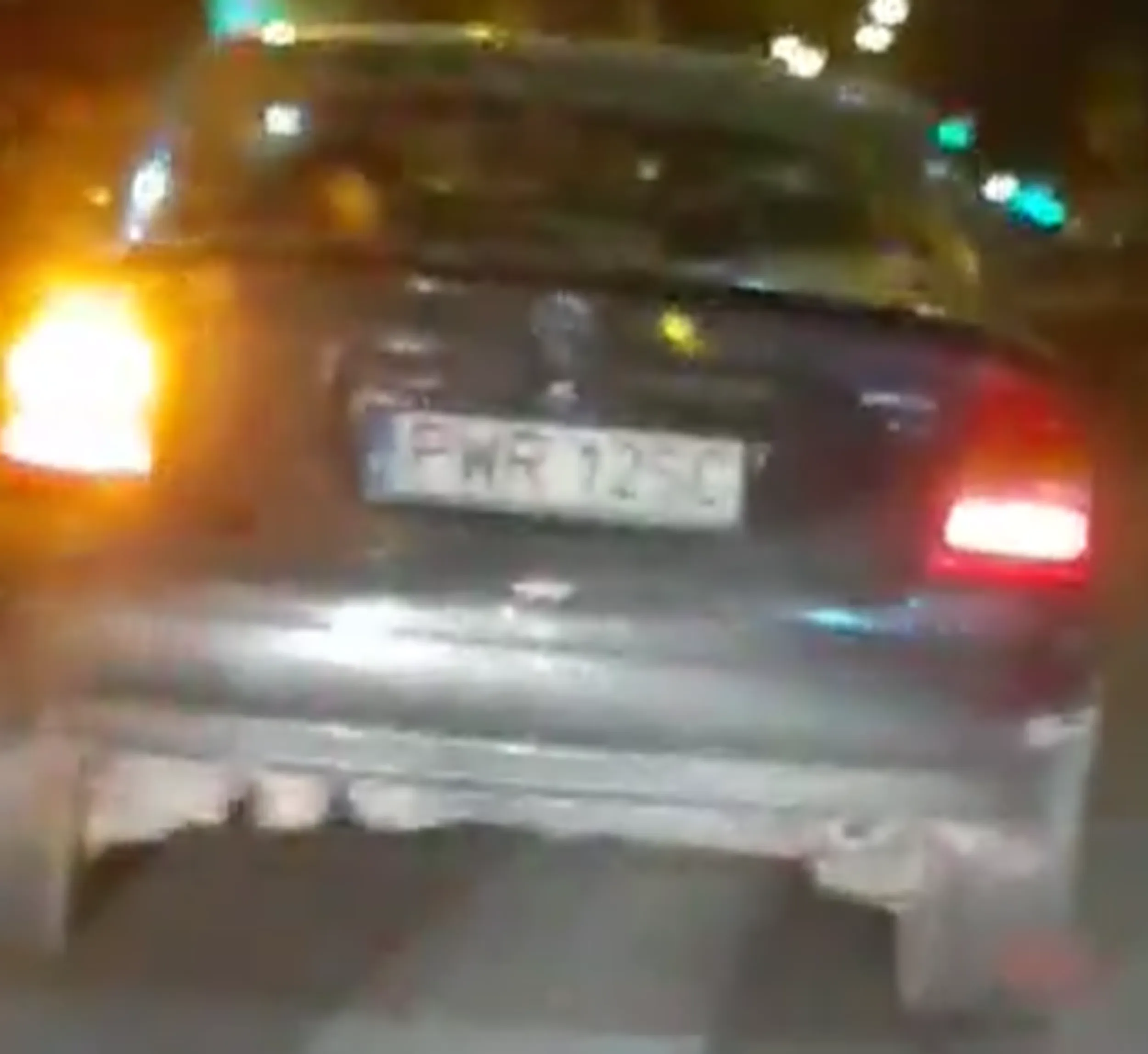 Bandyta drogowy, zachować szczególną ostrożność, duża szansa że niepoczytalny lub pod wpływem jakichś środków.