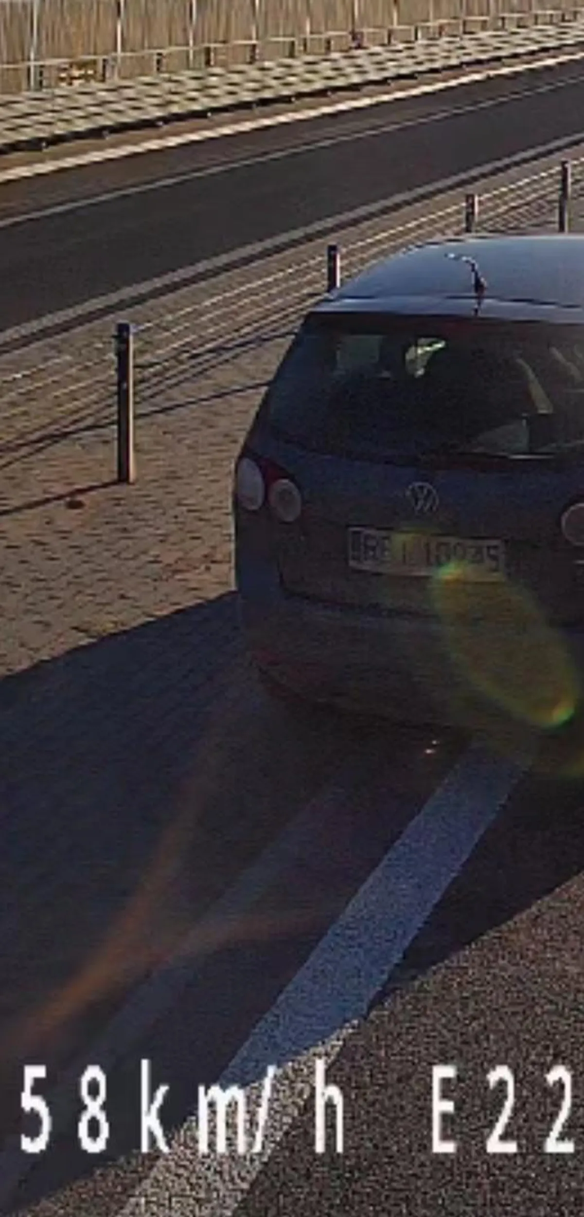 4.01.2023 na obwodnicy Sanoka uderzył w ciężarówkę uszkadzając ja i uciekł sprawa na policji.