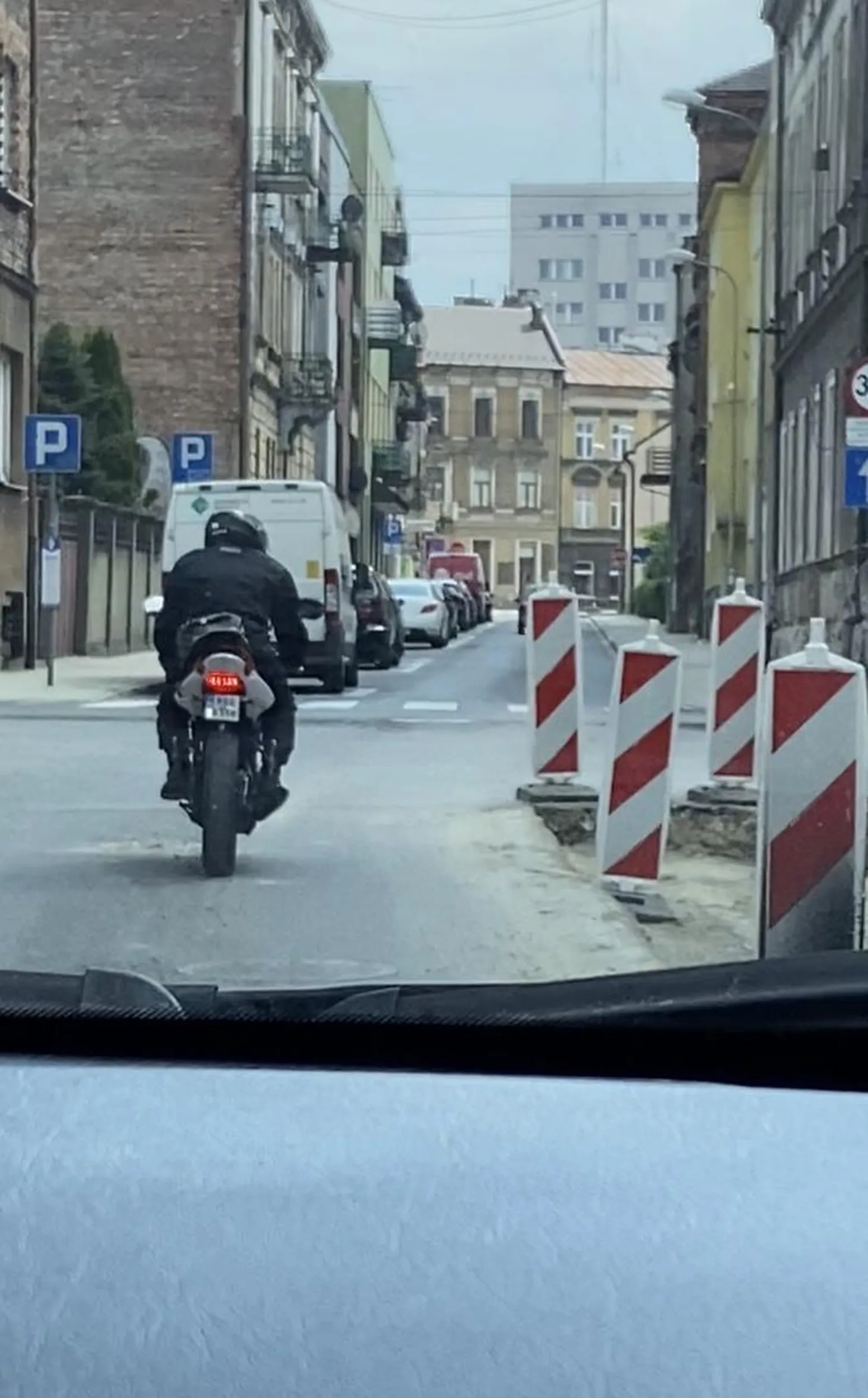 Ja tez go widuje w Tarnowie Szalony...