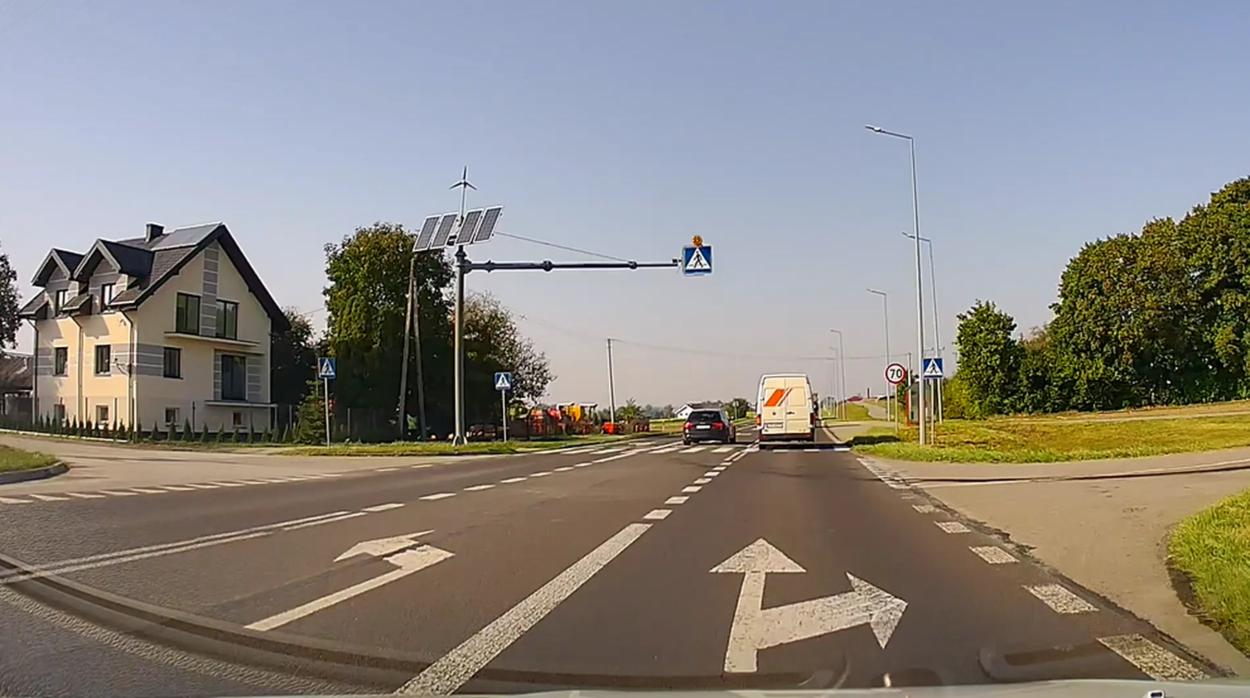 Wyprzedzanie na podwójnej ciągłej i przejściu dla pieszych...