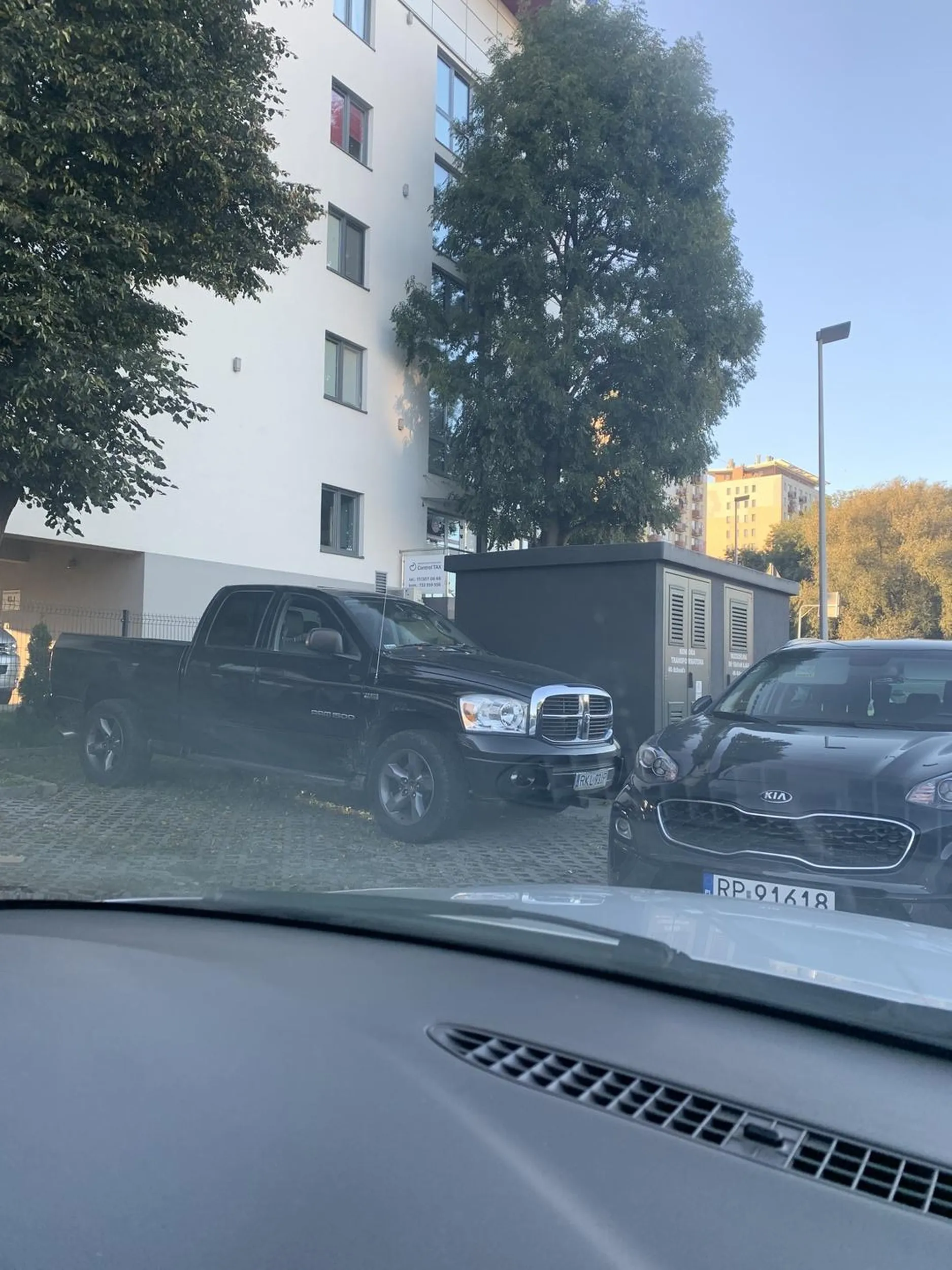 parkowanie w miejscu niedozwolonym