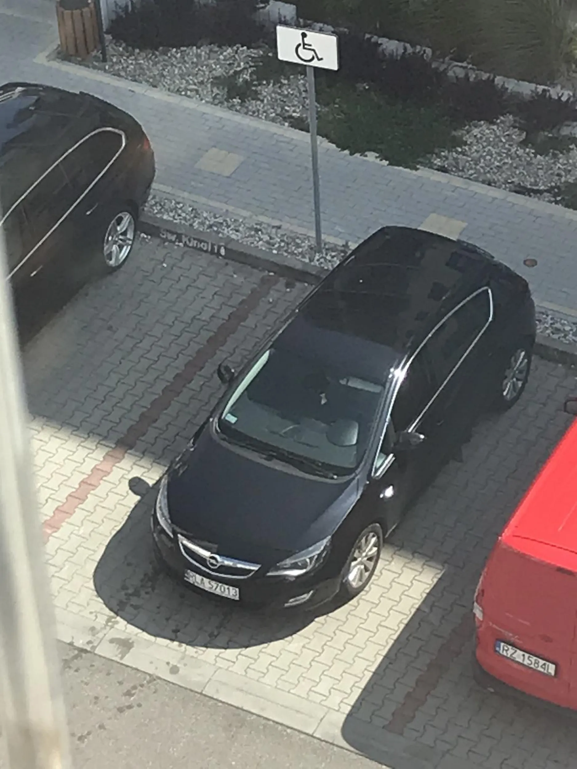 Z tego co wiem, nie jesteś inwalidą?